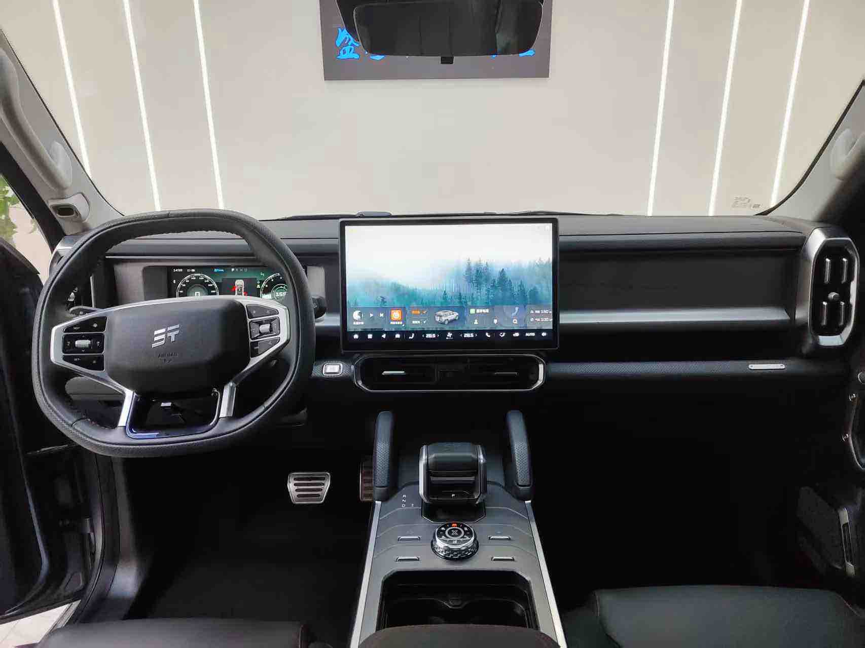 Jetour Traveller 2023 car image #5
