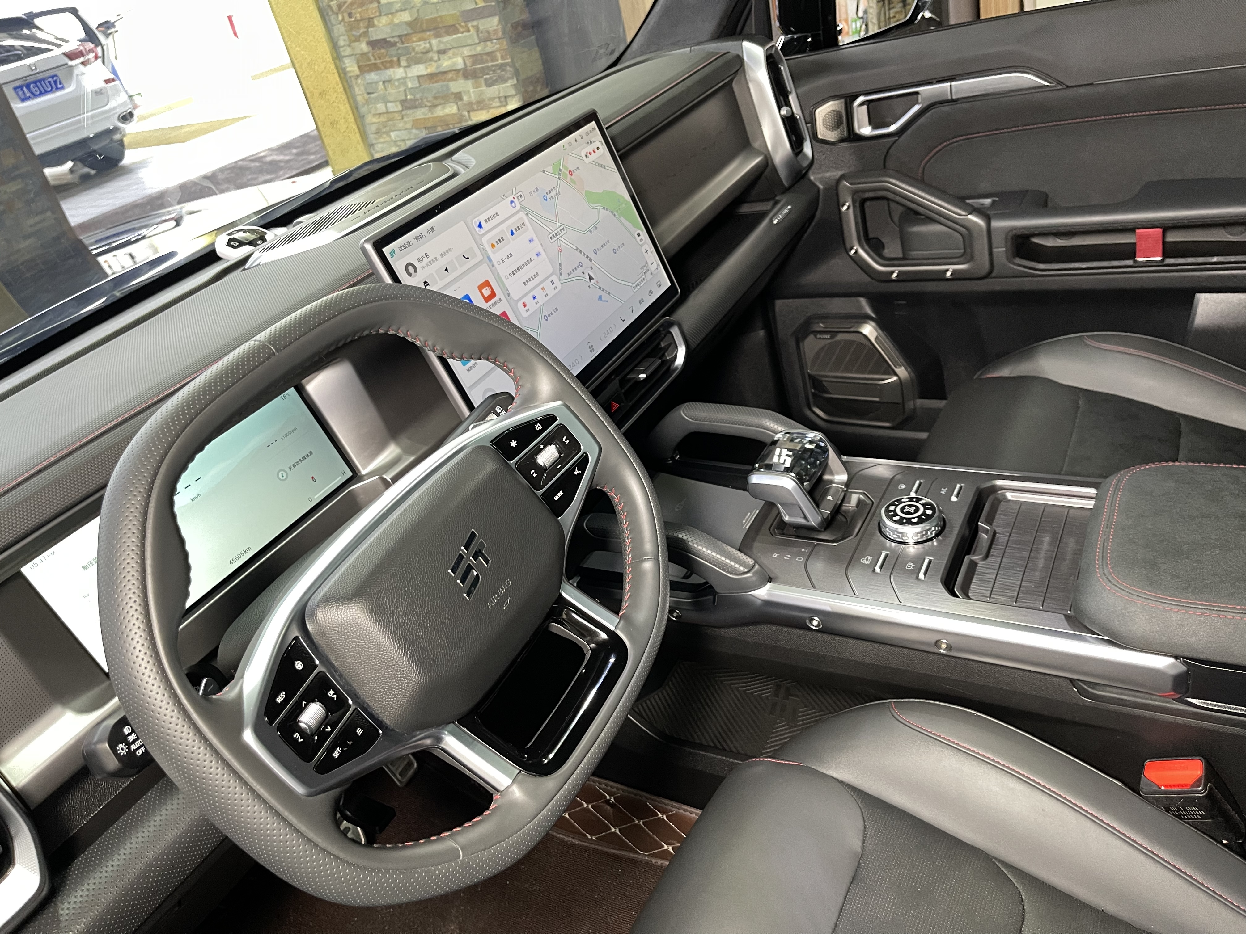 Jetour Traveller 2024 car image #5