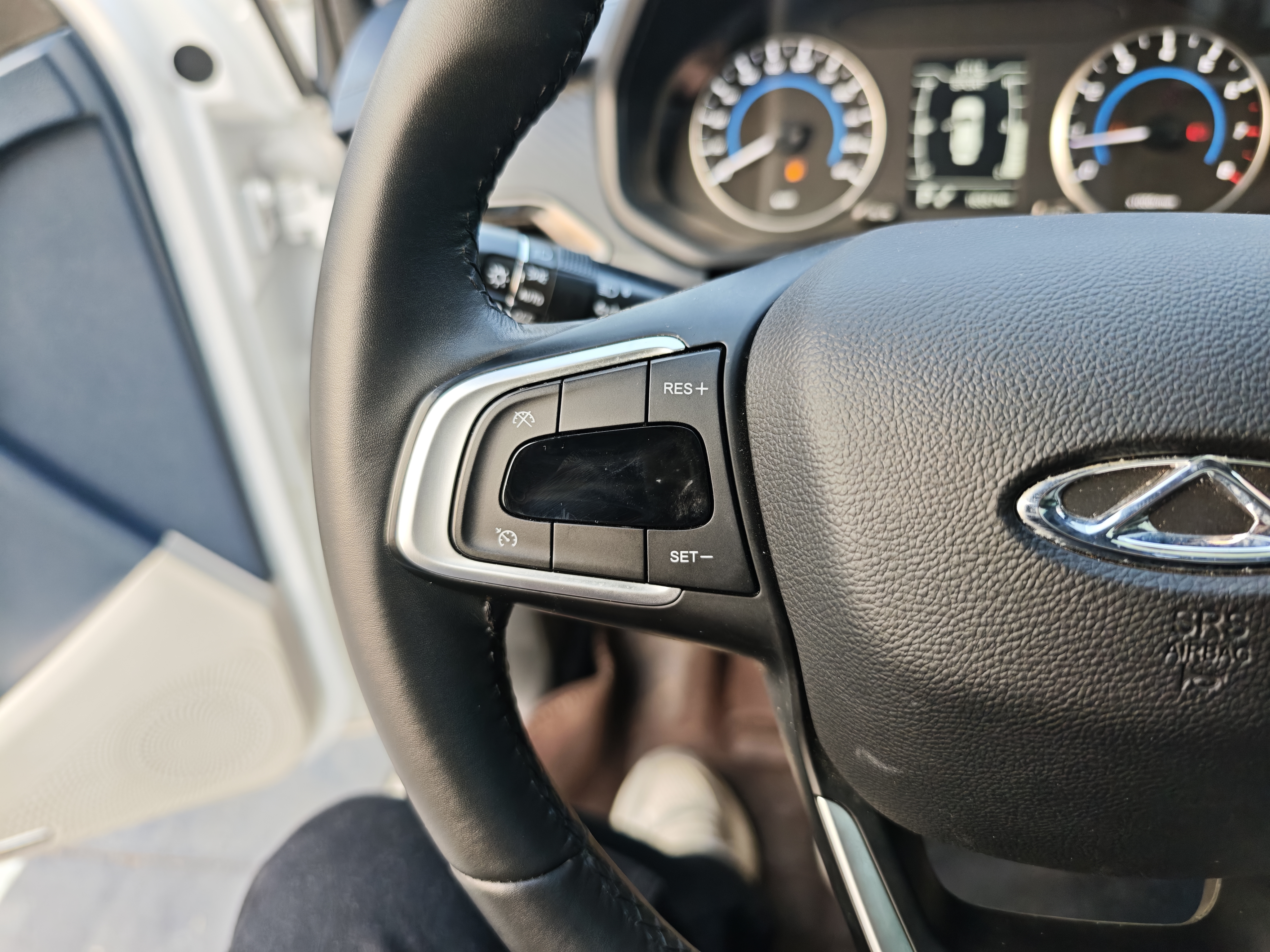 Chery Tiggo 3x 2024 car image #5