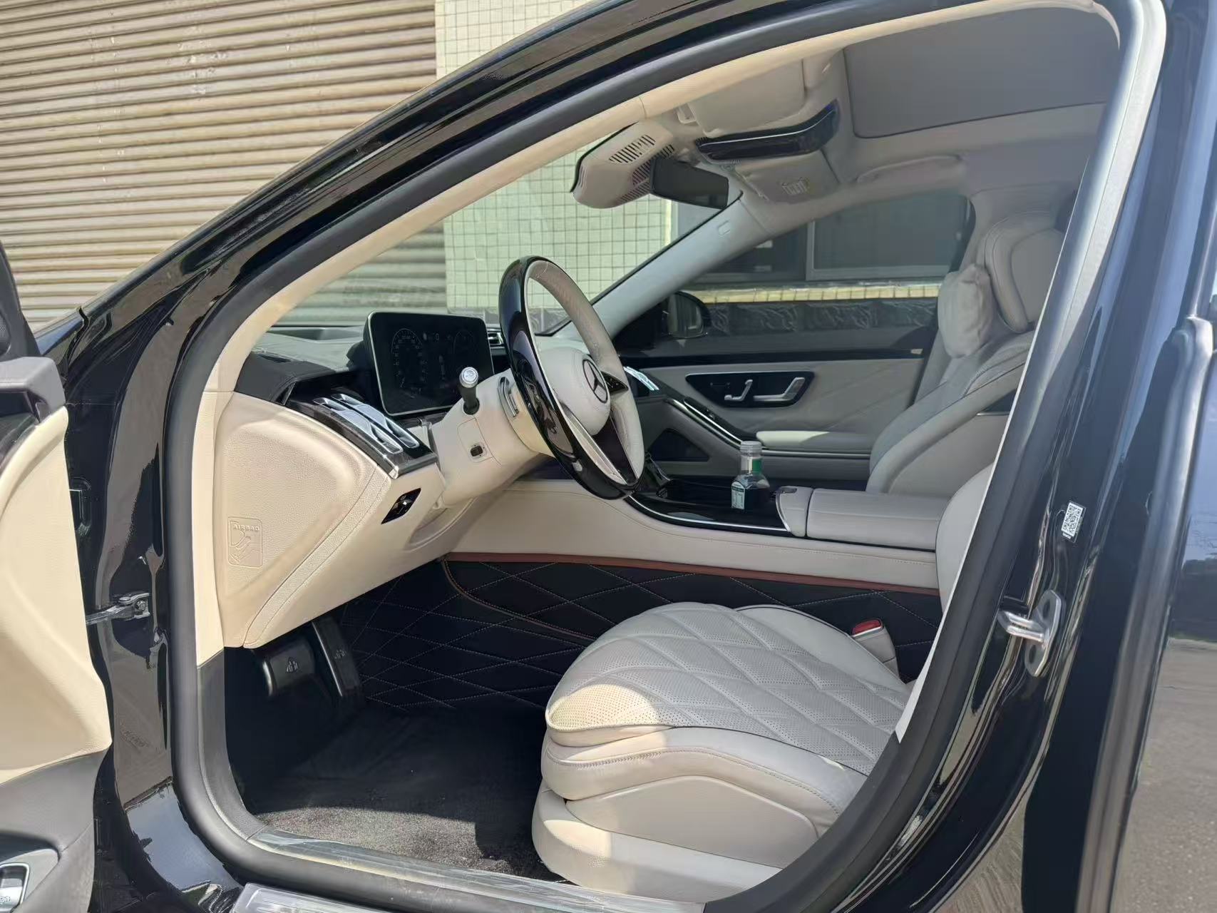 Mercedes-Benz Maybach S Class 2024 car image #5