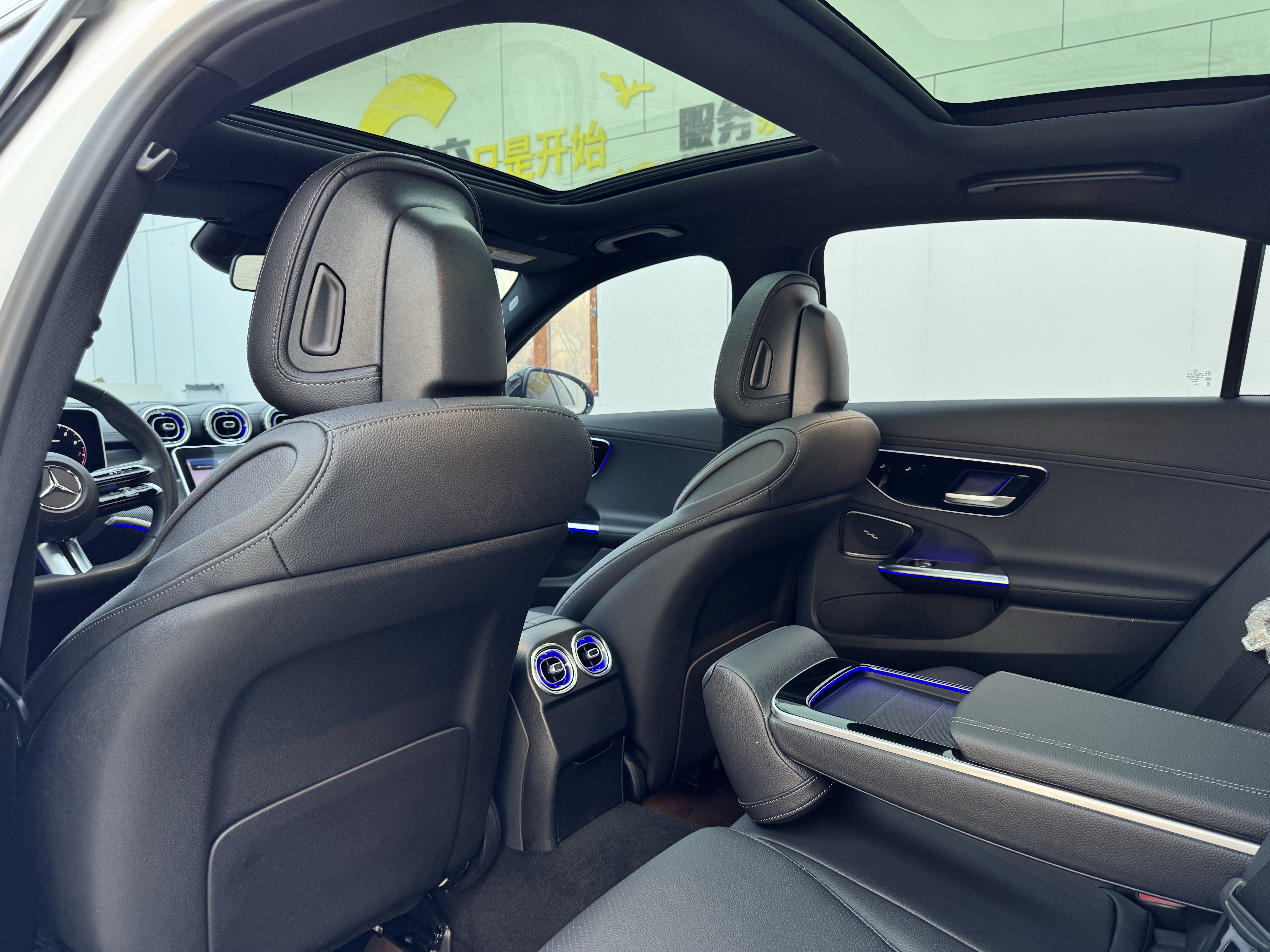 Mercedes-Benz C Class 2024 car image #5