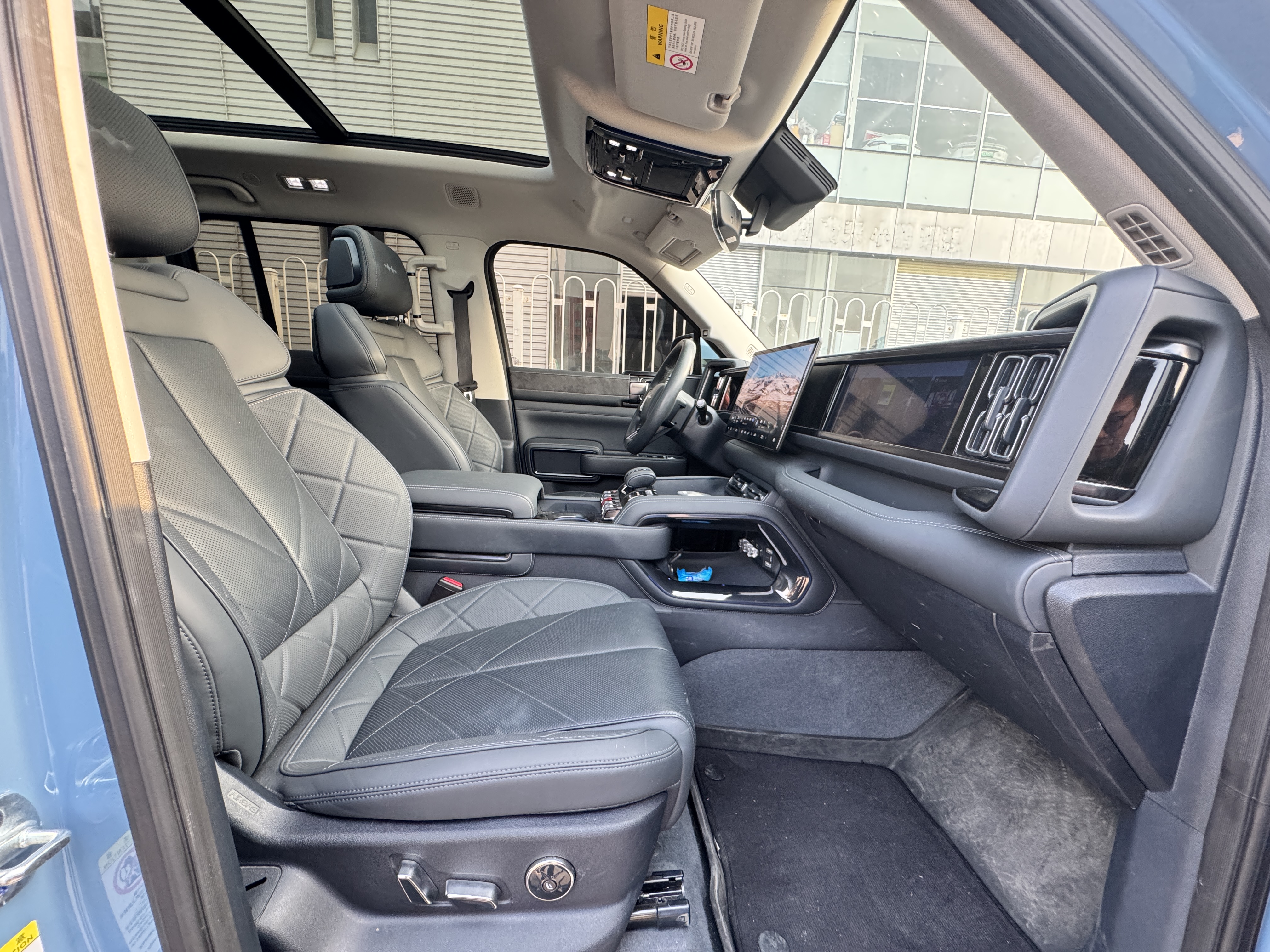 FangChengBao Leopard 5 2025 car image #5