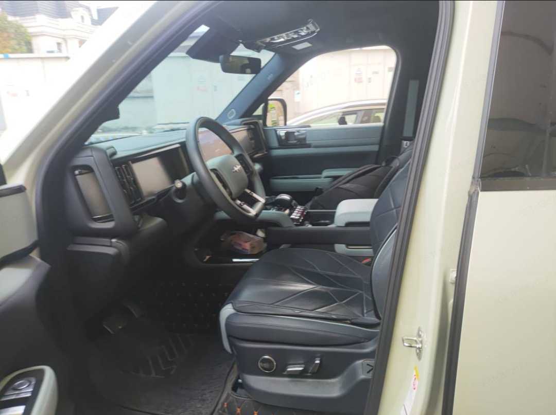 FangChengBao Leopard 5 2025 immagine di auto #5