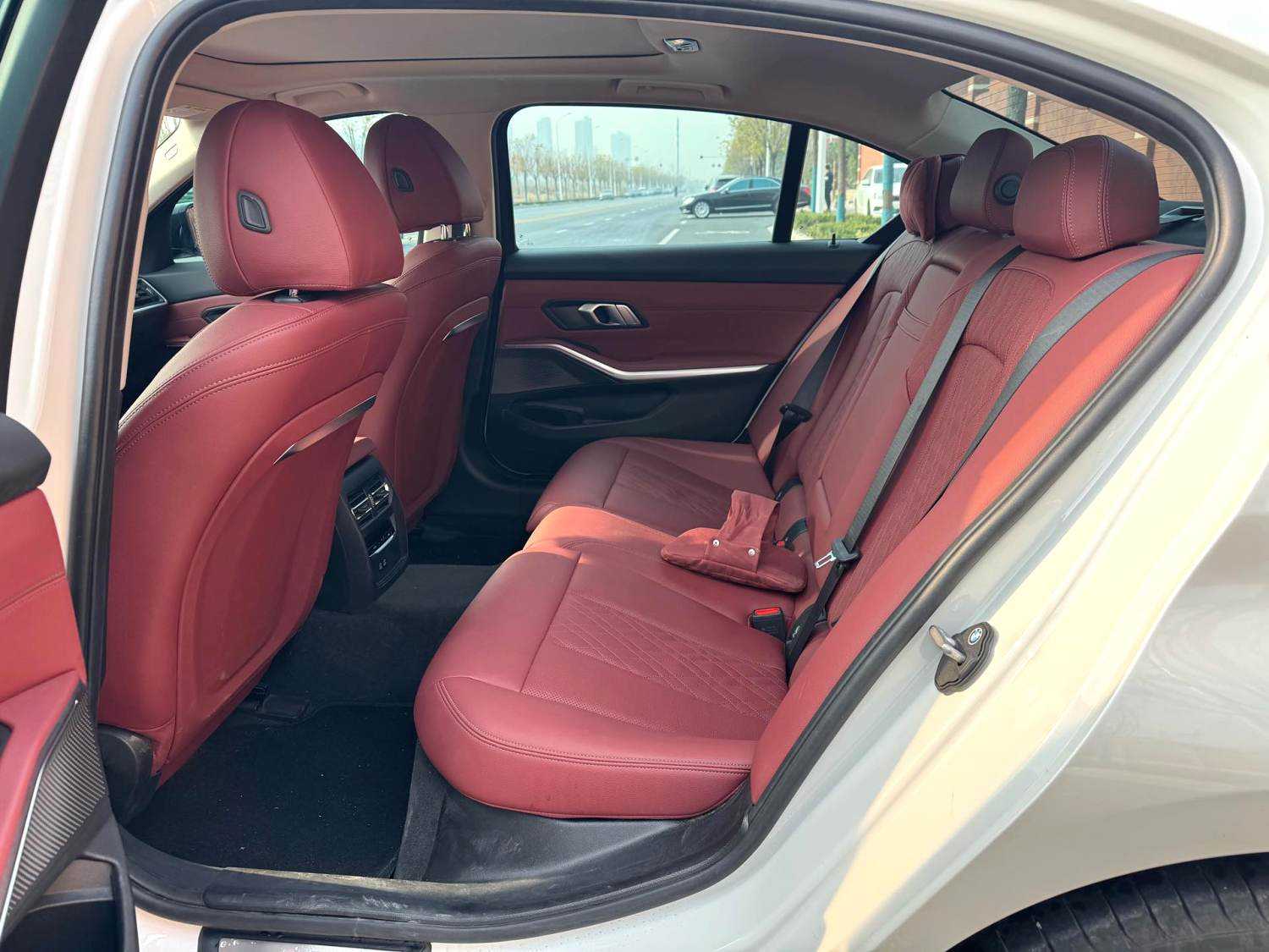 BMW i3 2023 car image #5