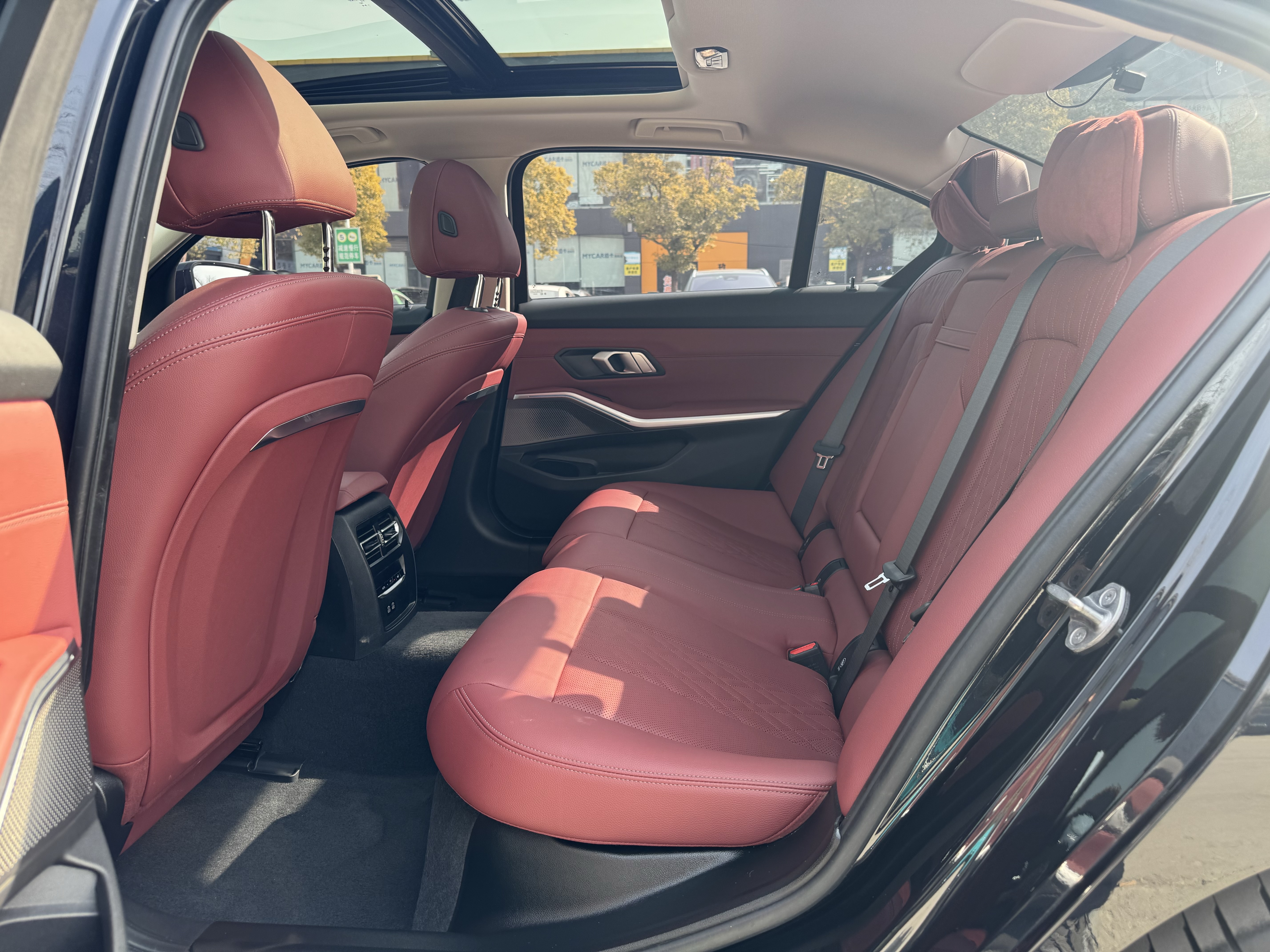 BMW i3 2023 car image #5