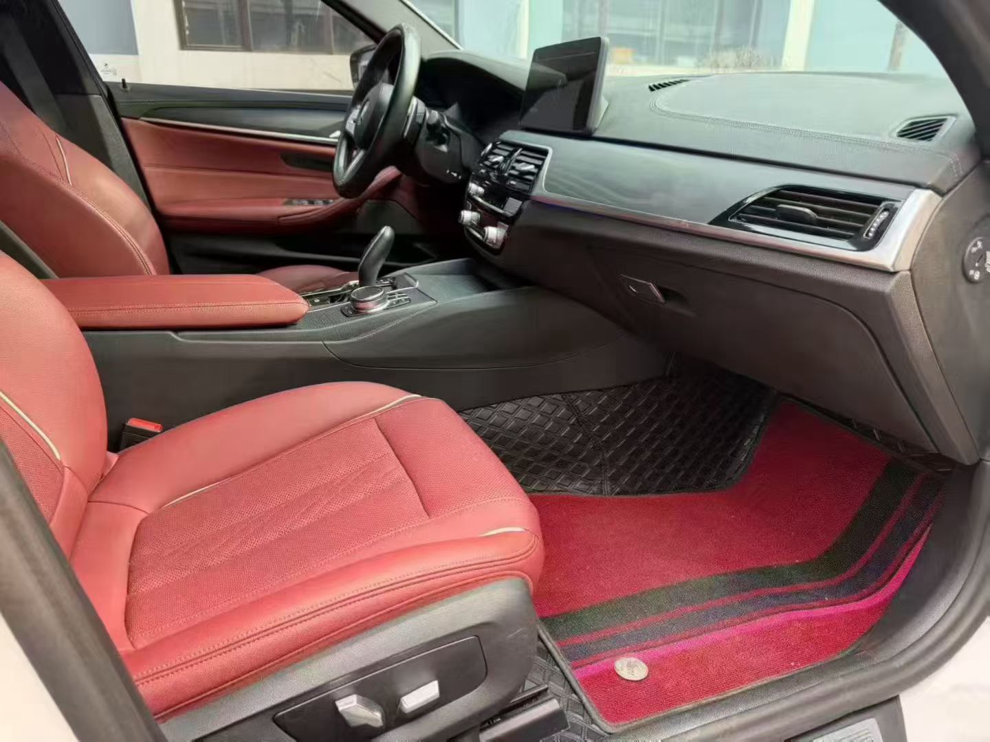 BMW 5 Series 2023 car image #5