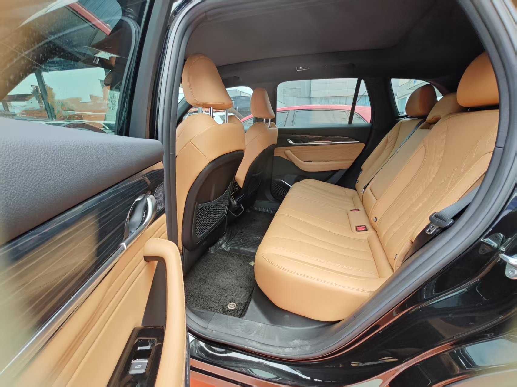 GEELY Monjaro MHEV 2024 car image #5