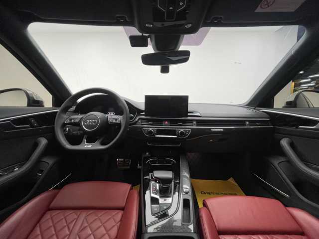 Audi S4 2024 image de voiture #5