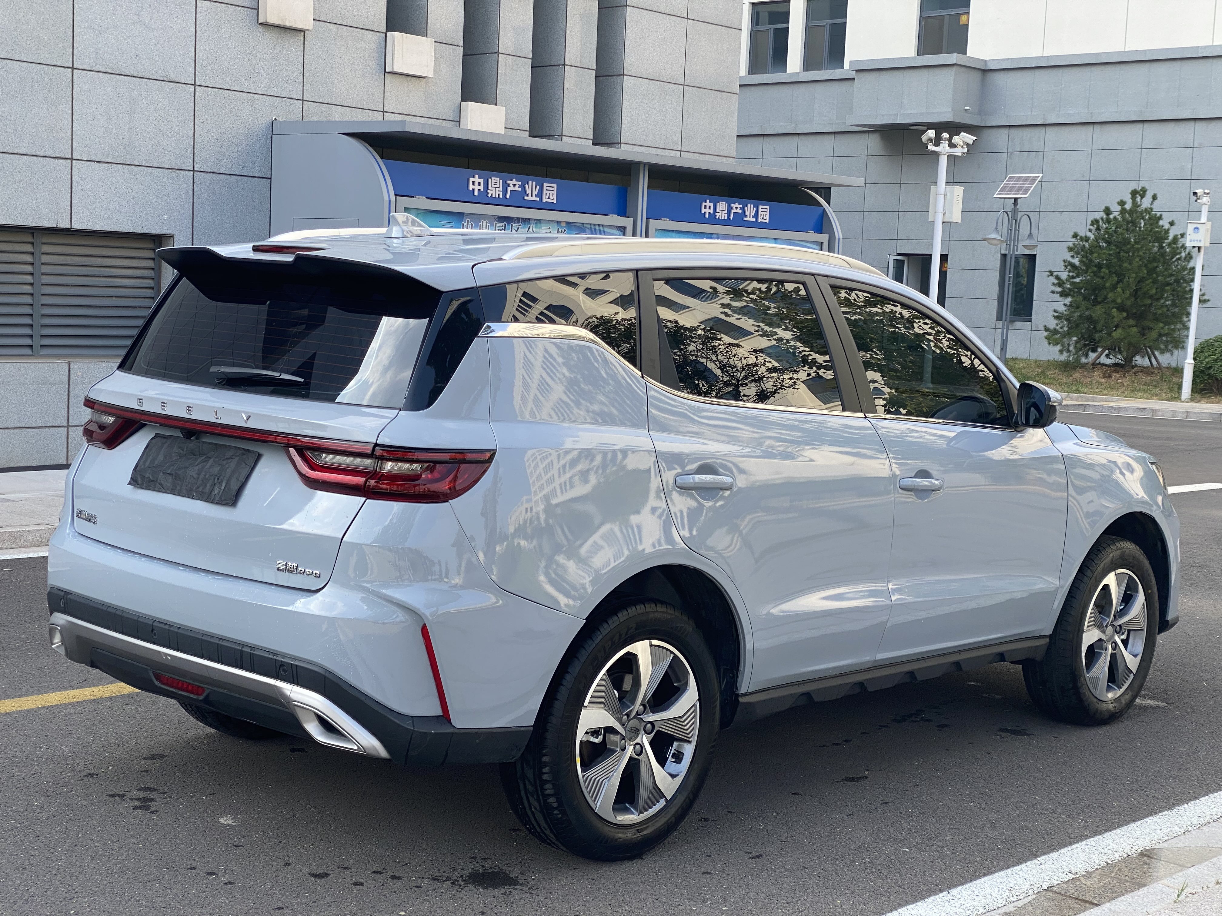 GEELY OkavangoPRO 2024 car image #5