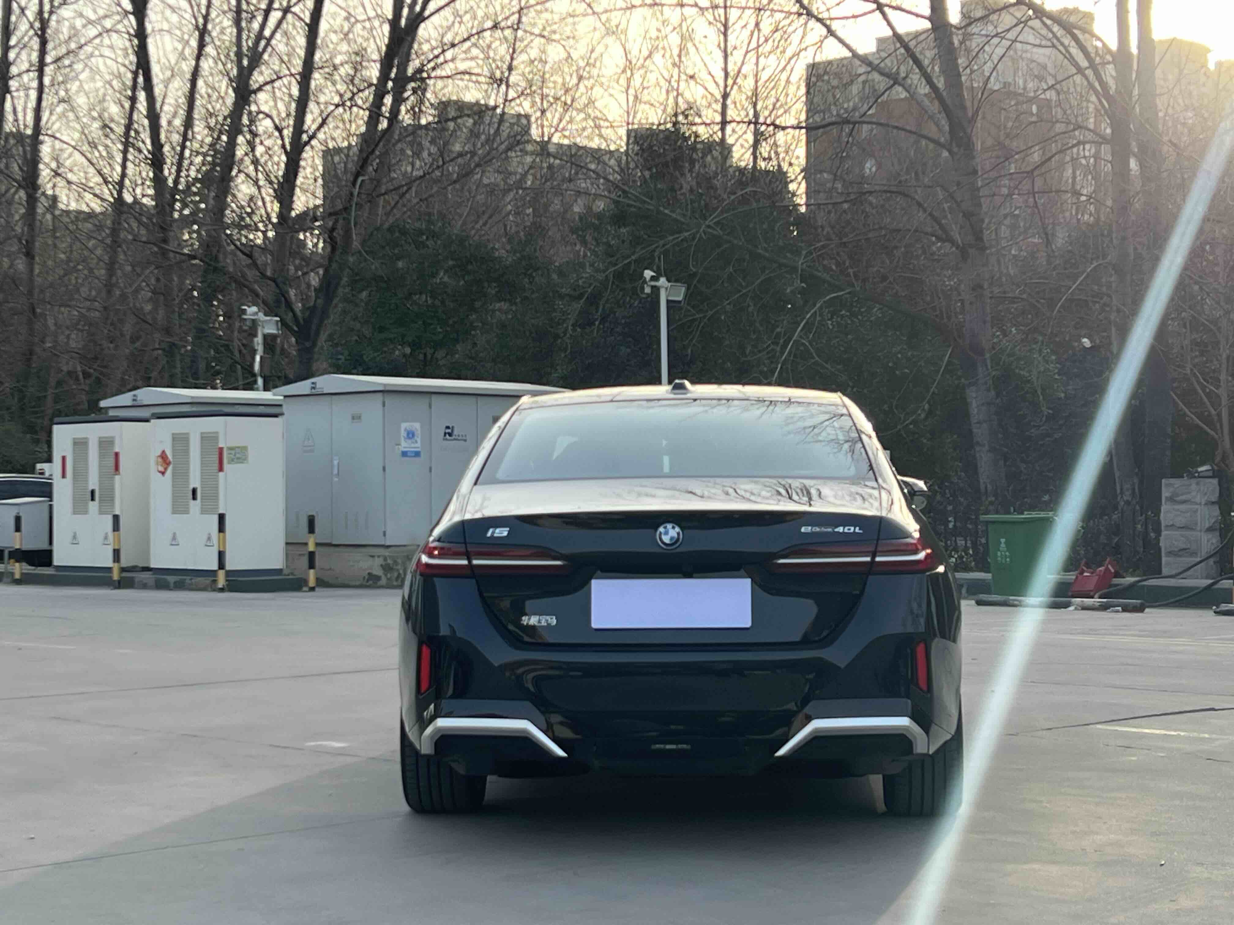 BMW i5 2025 car image #5