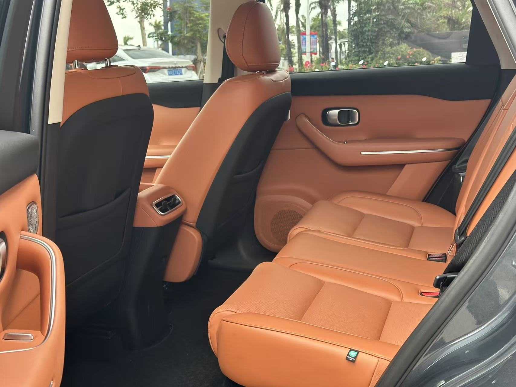 零跑汽车 零跑C10 2022 汽车图片 #5