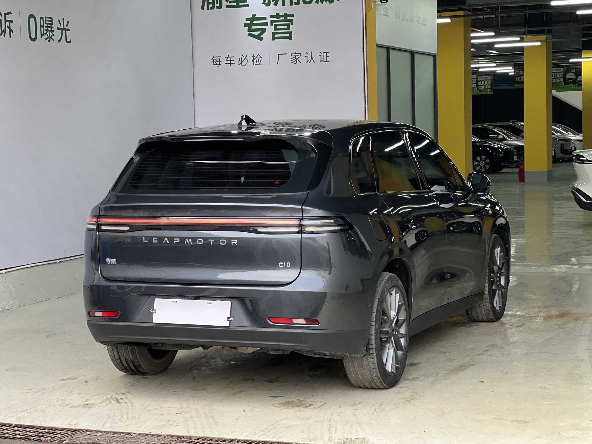 零跑汽车 零跑C10 2024 汽车图片 #5