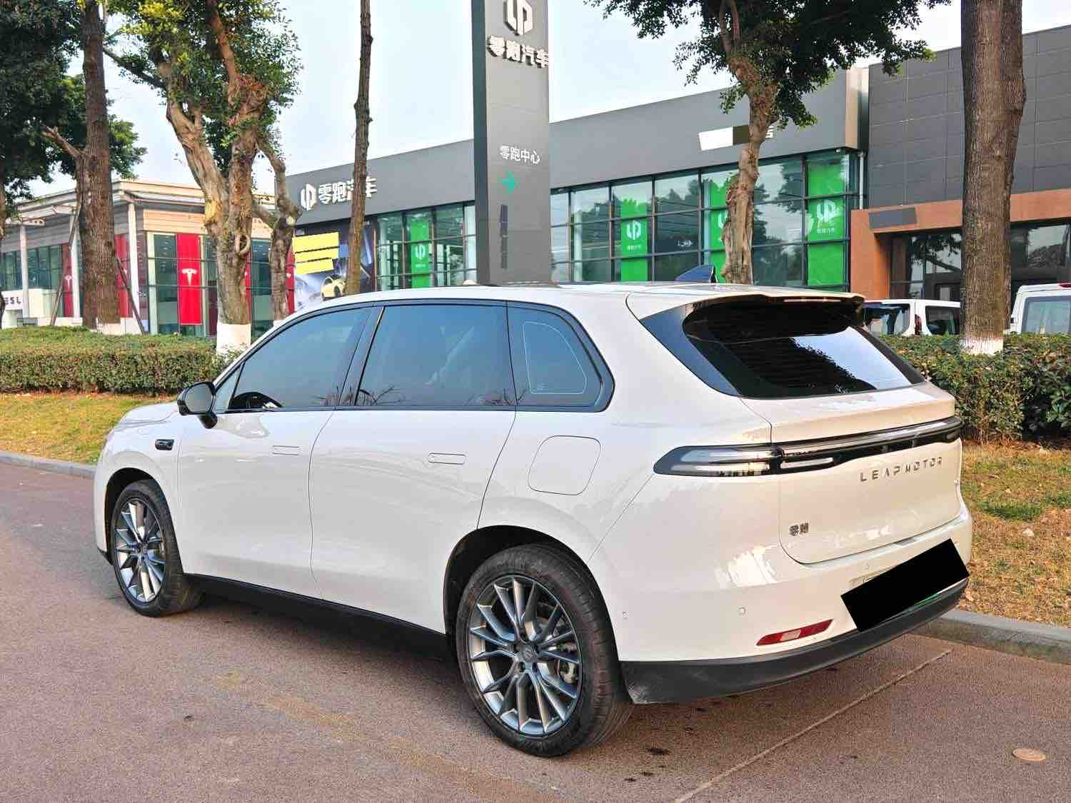 零跑汽车 零跑C10 2024 汽车图片 #5