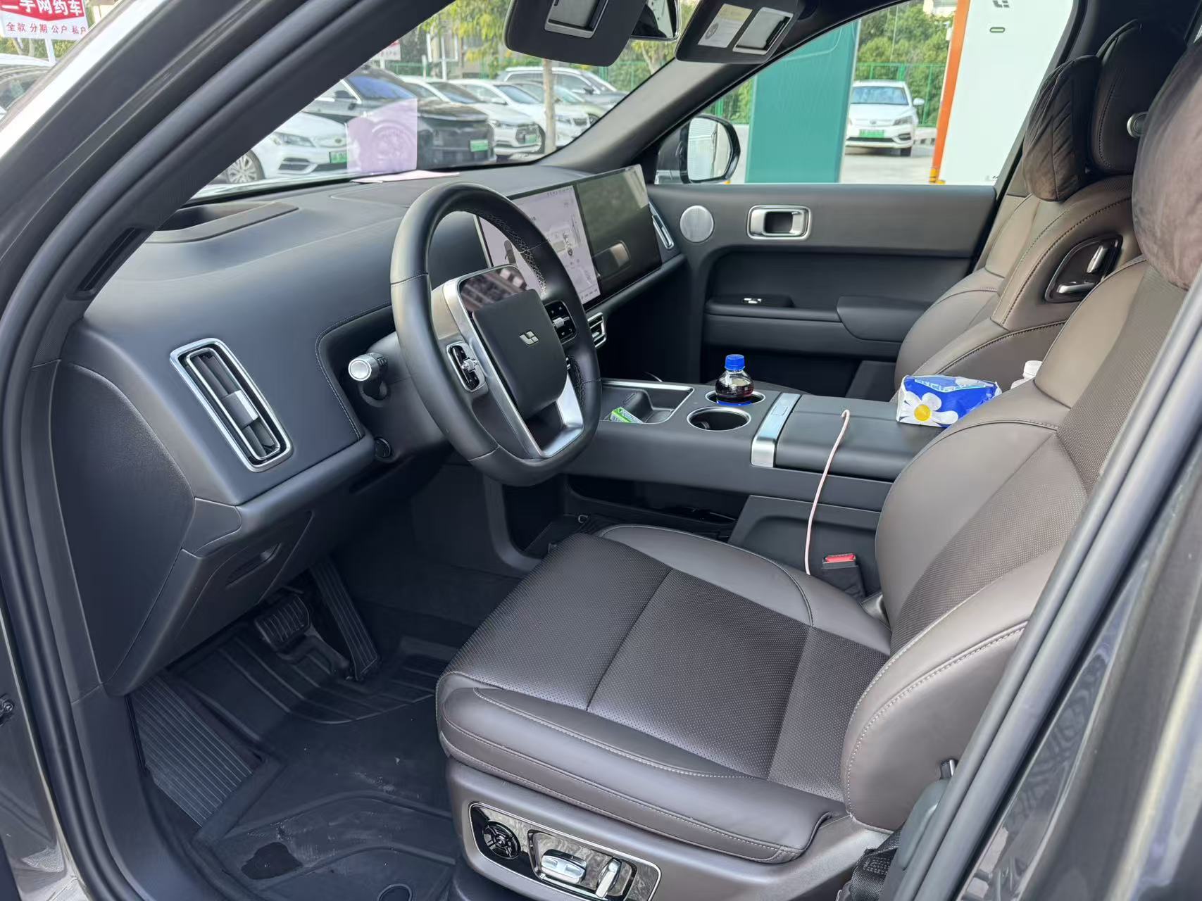 Li L9 2024 صورة سيارة #5