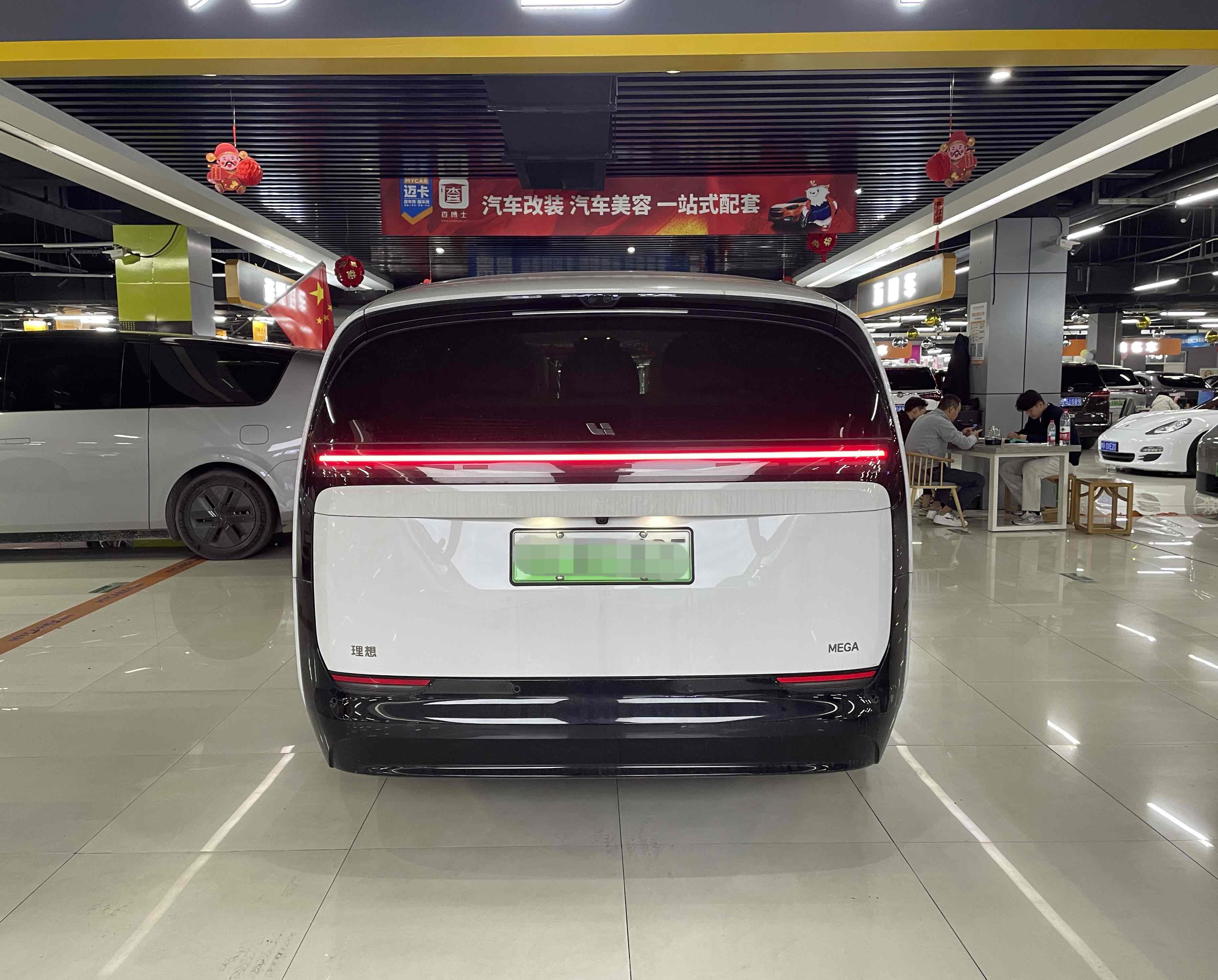 理想汽车 理想MEGA 2024 汽车图片 #5