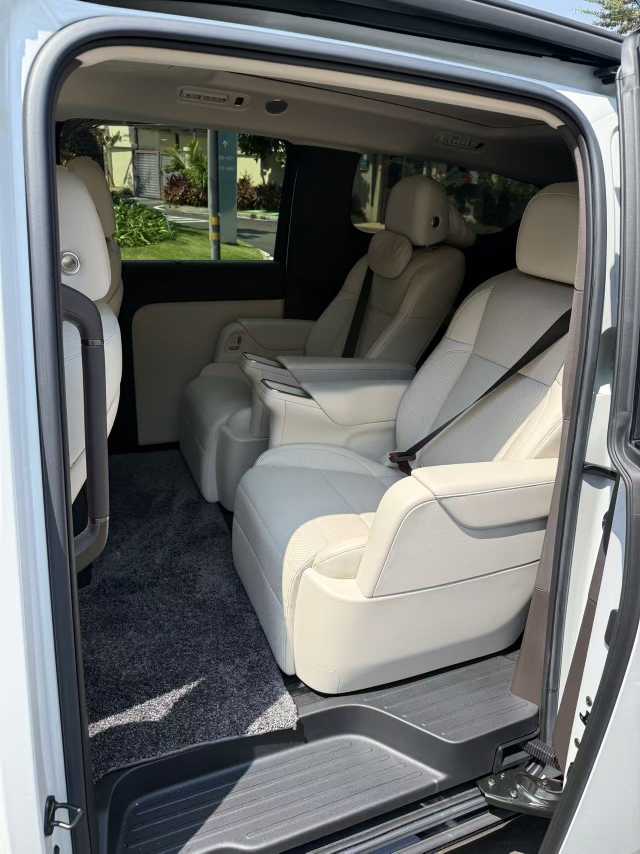 理想汽车 理想MEGA 2024 汽车图片 #5