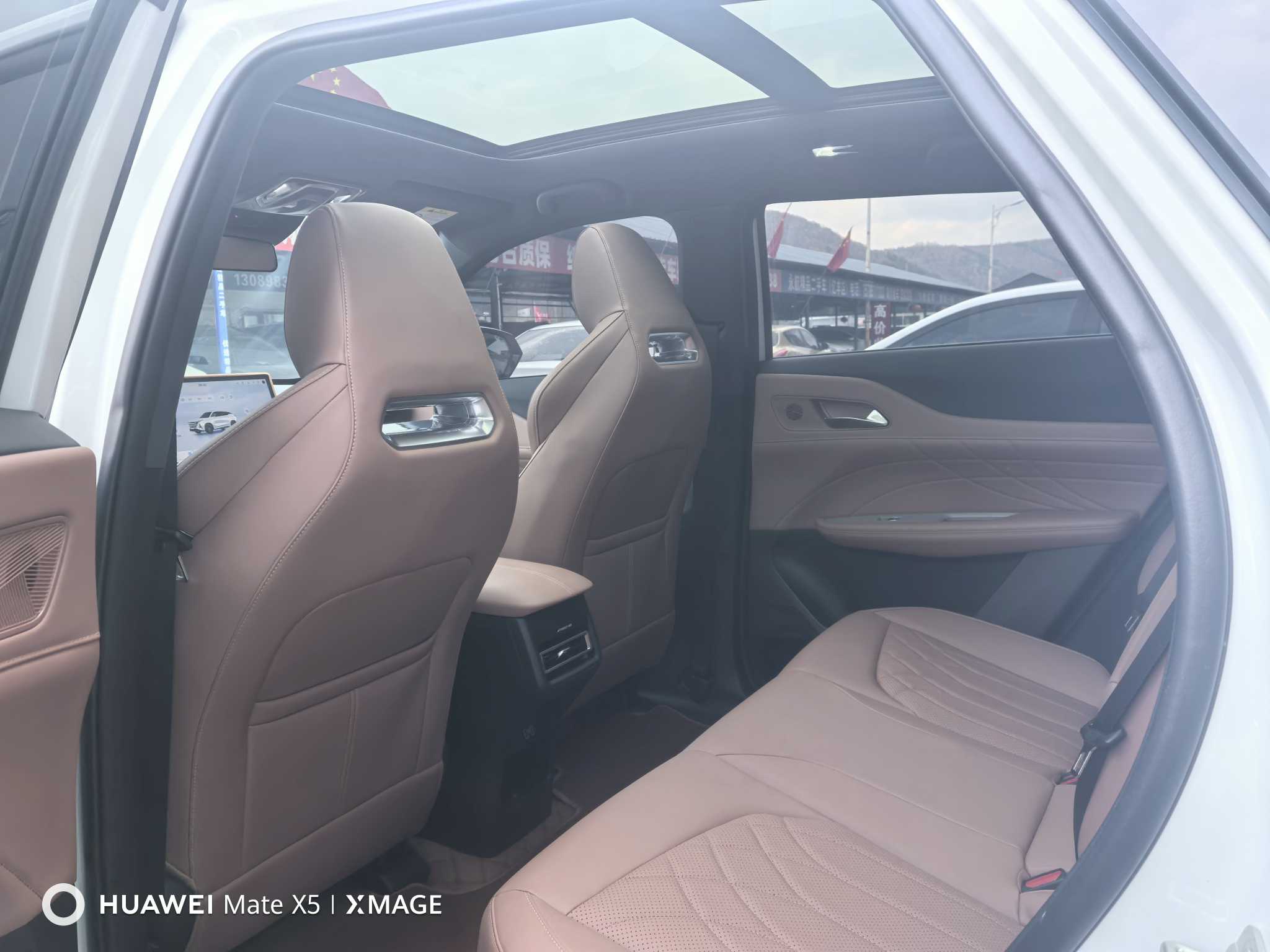 Changan UNI-Z PHEV 2025 #5 Changan UNI-Z PHEV 2025 car image #5