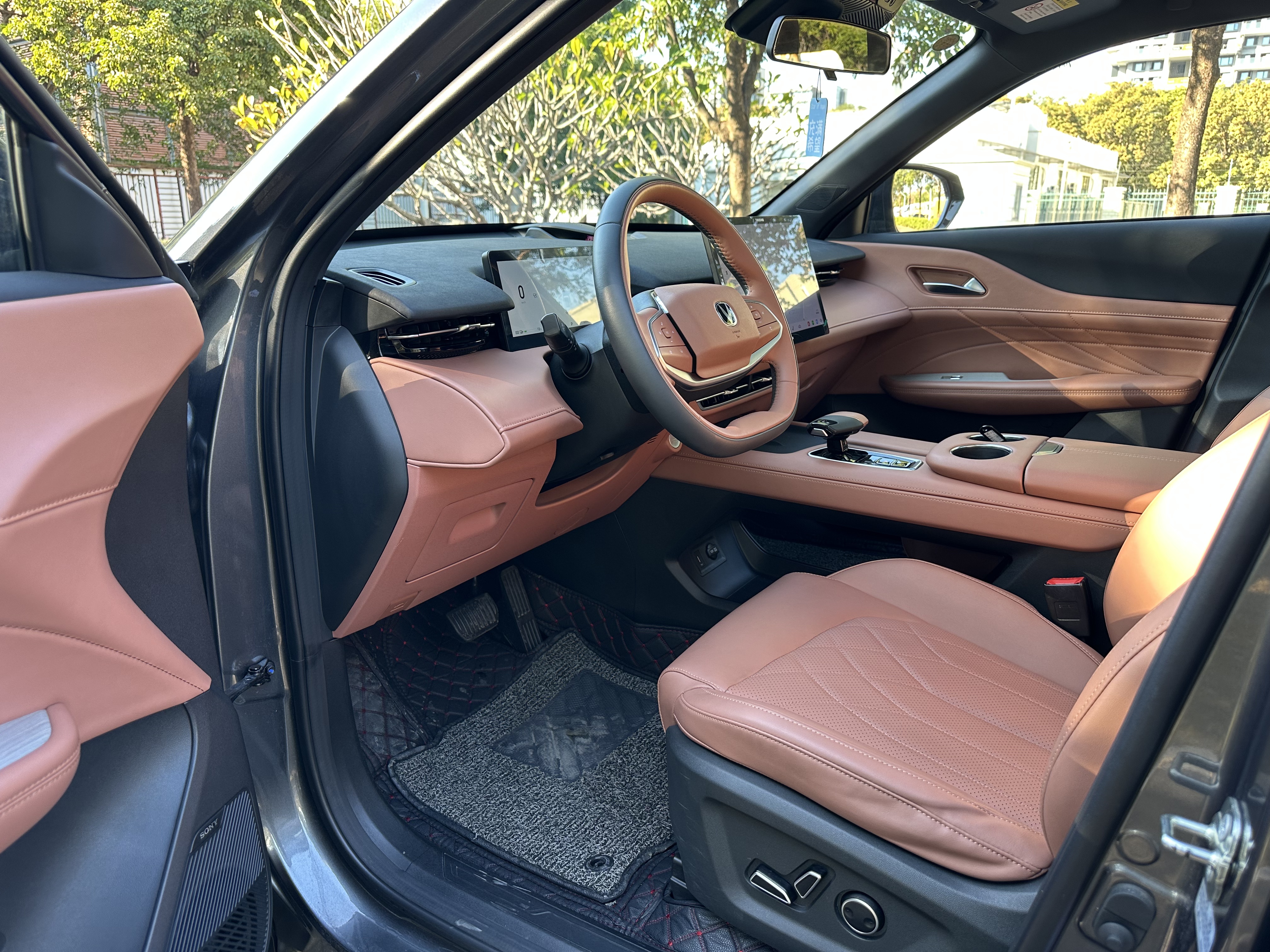 Changan UNI-Z PHEV 2024 car image #5