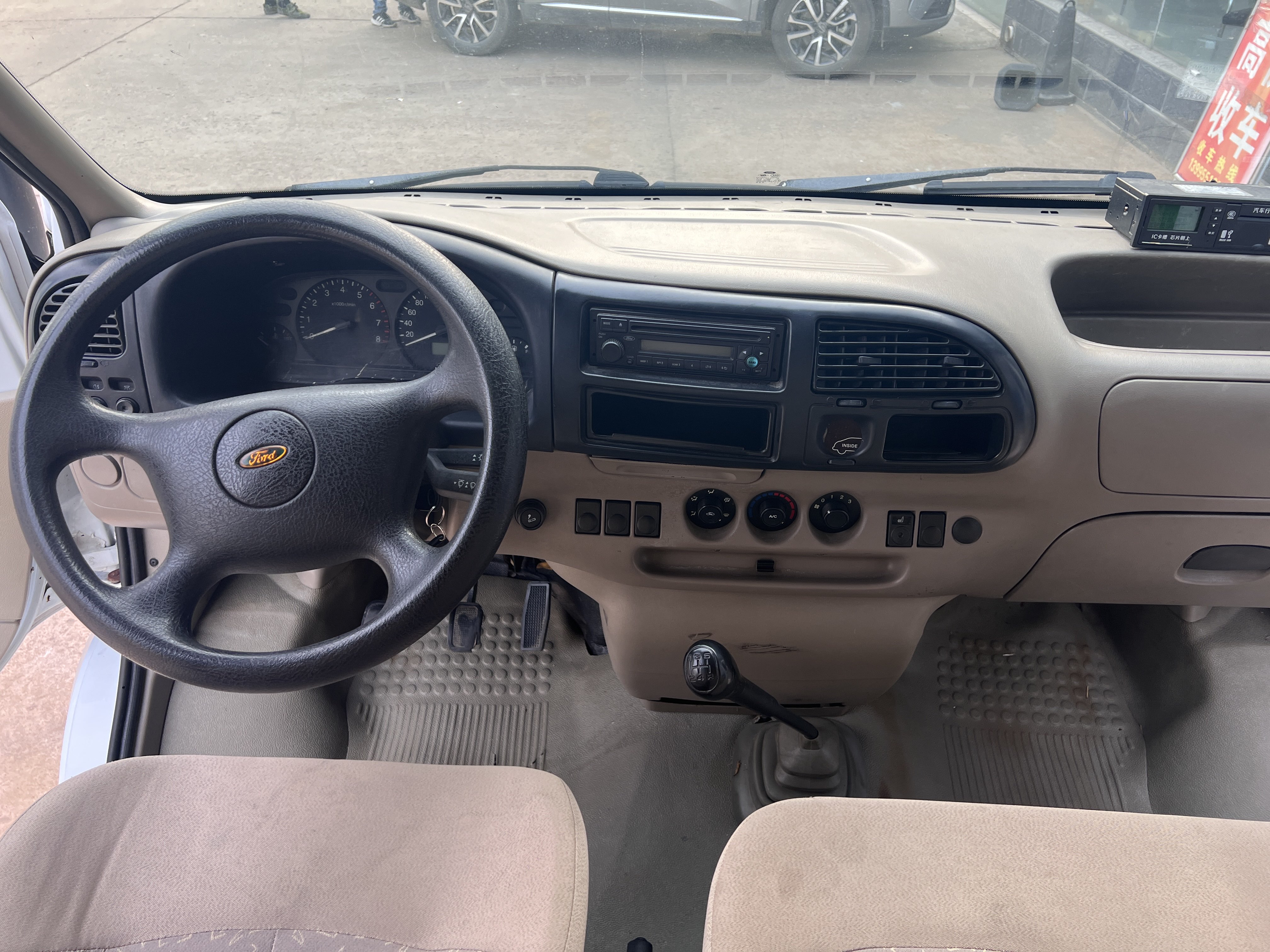 Ford Transit Classic 2014 #5 Ford Transit Classic 2014 car image #5