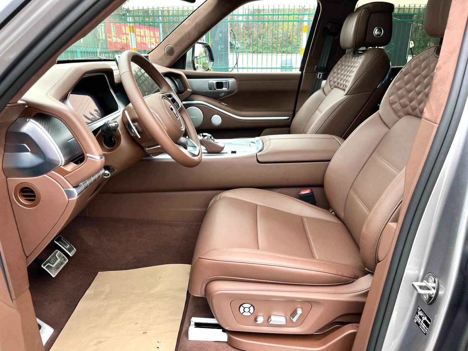 Tank 700 New Energy 2024 immagine di auto #5