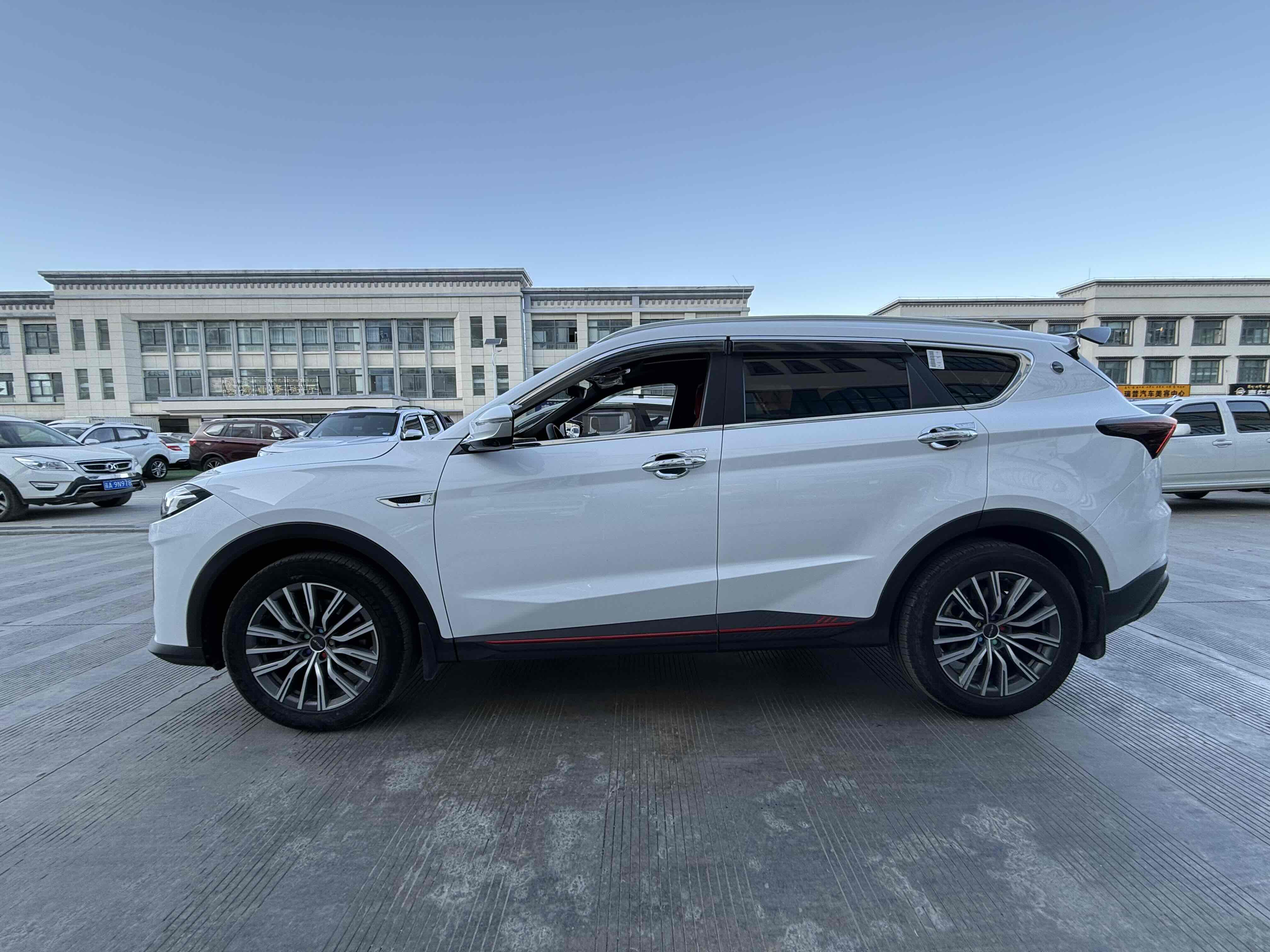 Jetour X70 PRO 2024 immagine di auto #5