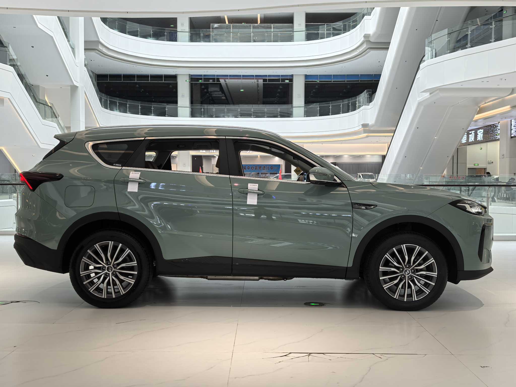 Jetour X70 C-DM 2024 immagine di auto #5