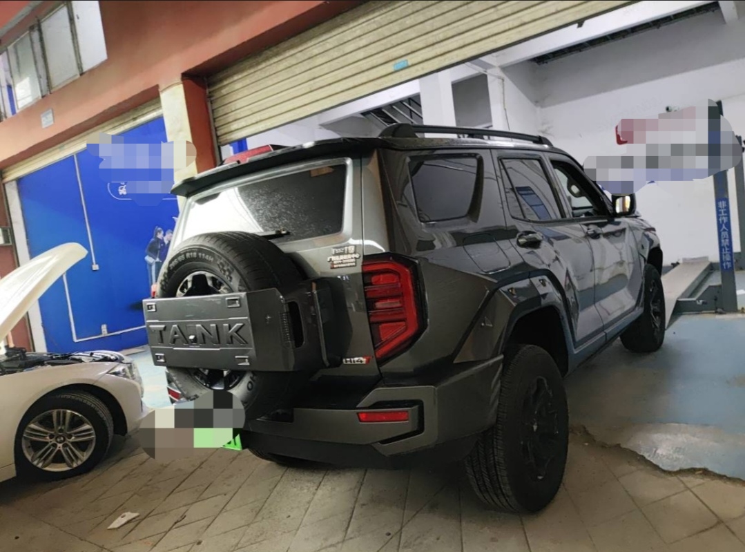 Tank 400 New Energy 2024 #5 Tank 400 New Energy 2024 car image #5