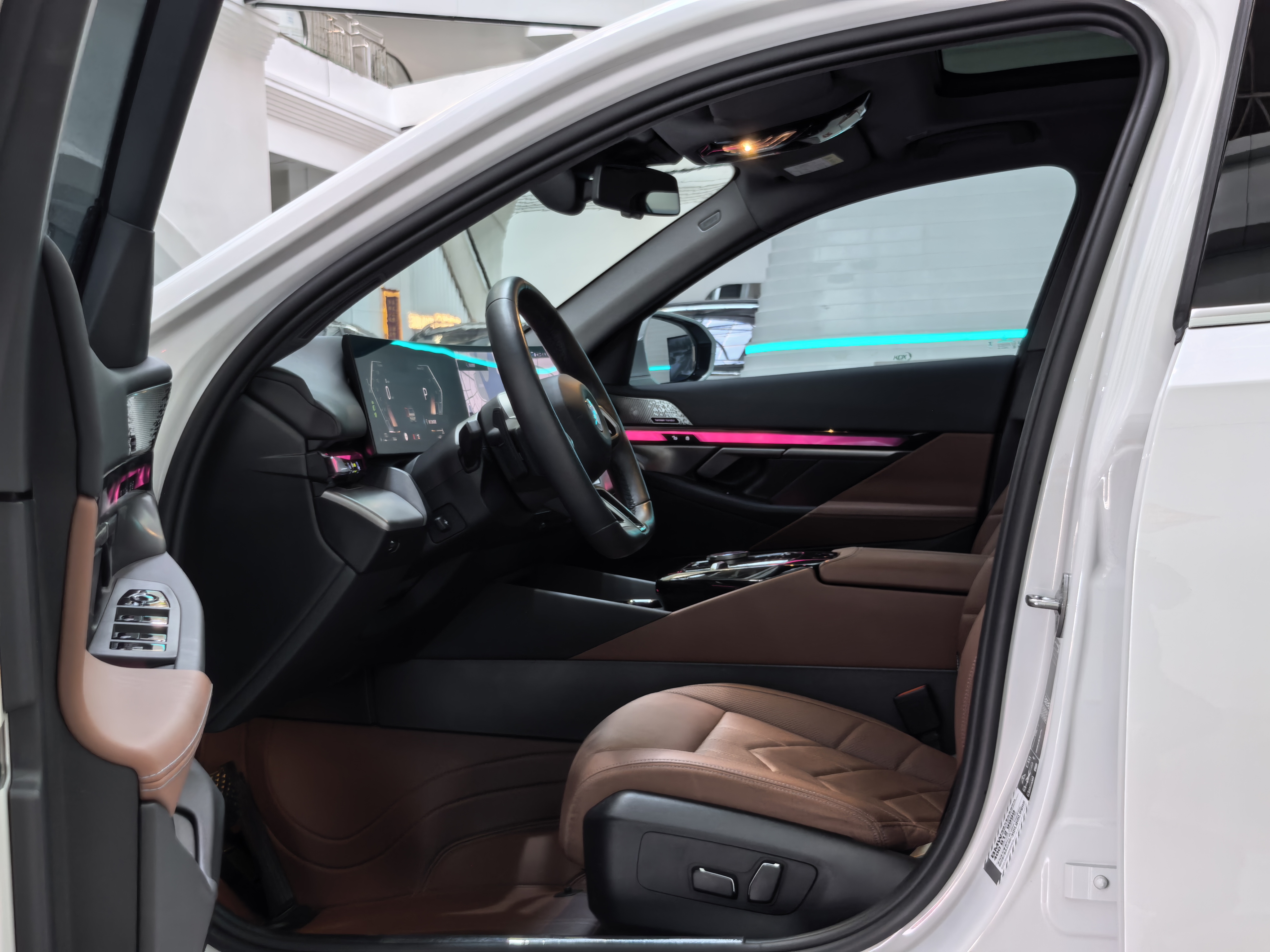 BMW 5 Series 2024 car image #5