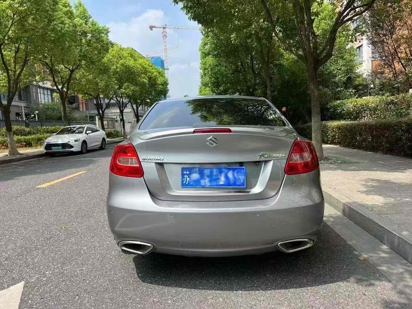 Suzuki Kizashi 2016 изображение автомобиля #5