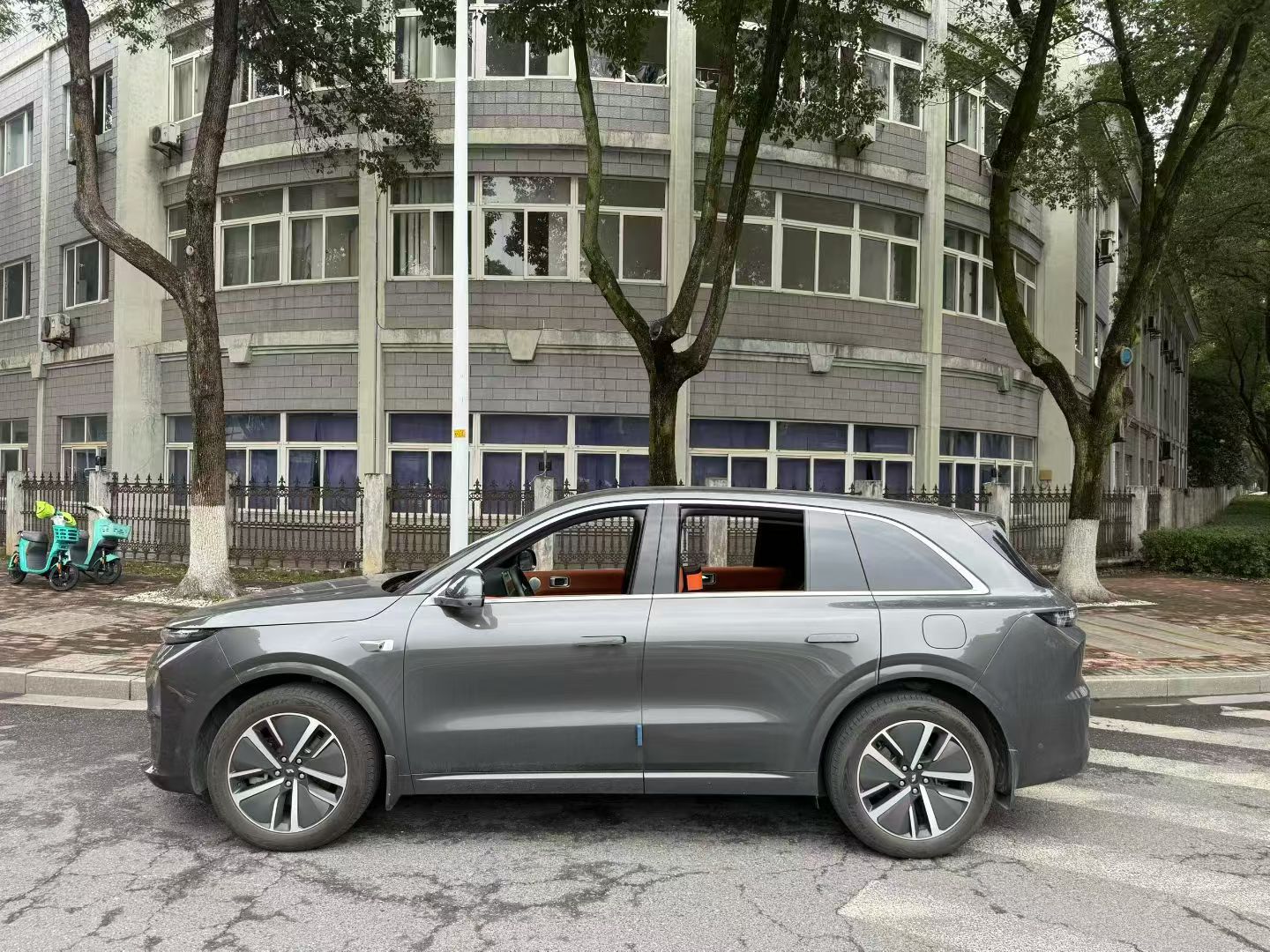 理想汽车 理想L6 2025 汽车图片 #5