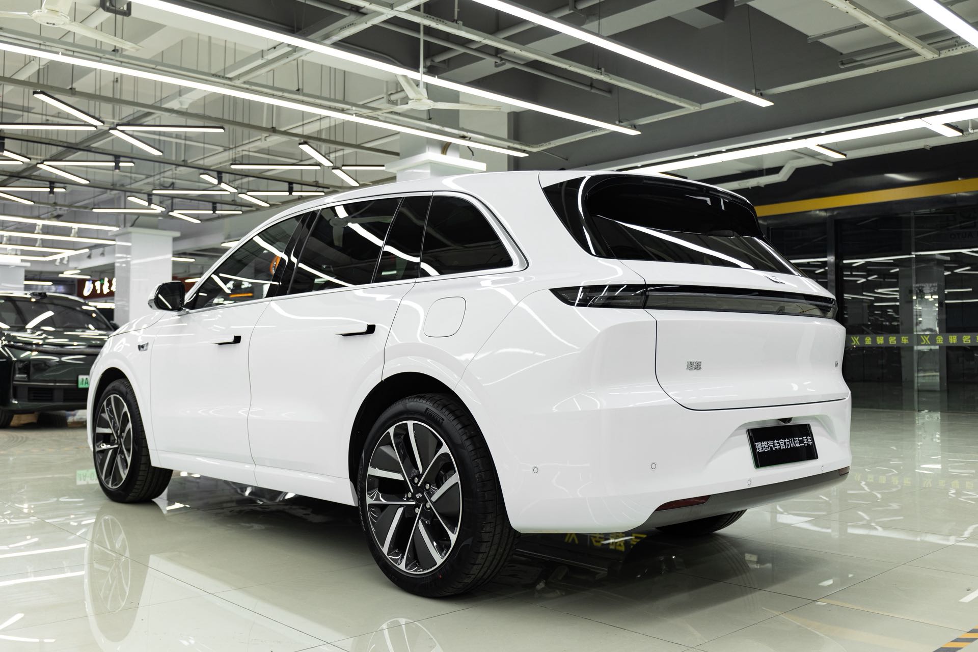 Li L6 2024 imagen de coche #5