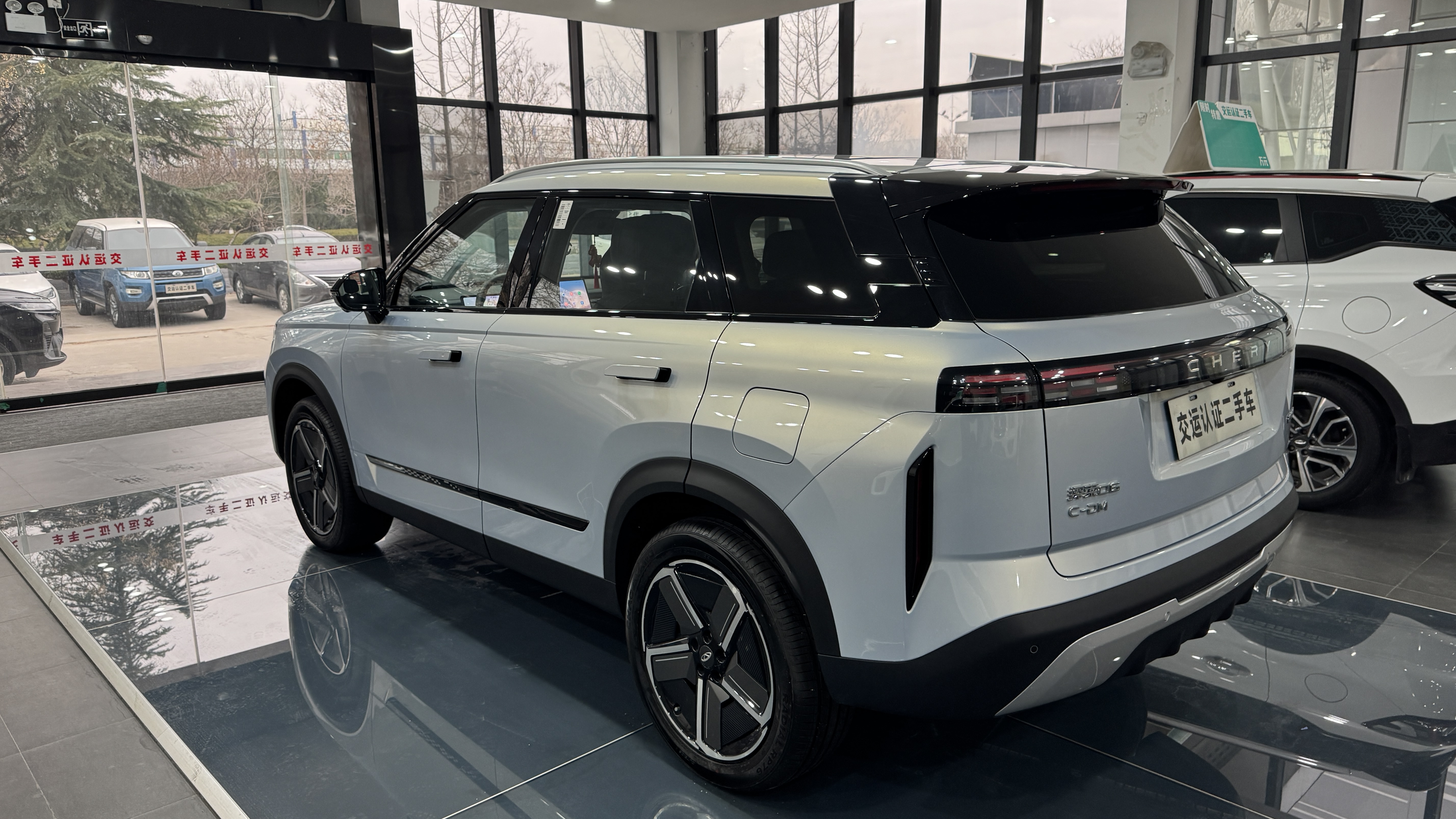 Chery Exploration 06 C-DM 2025 immagine di auto #5