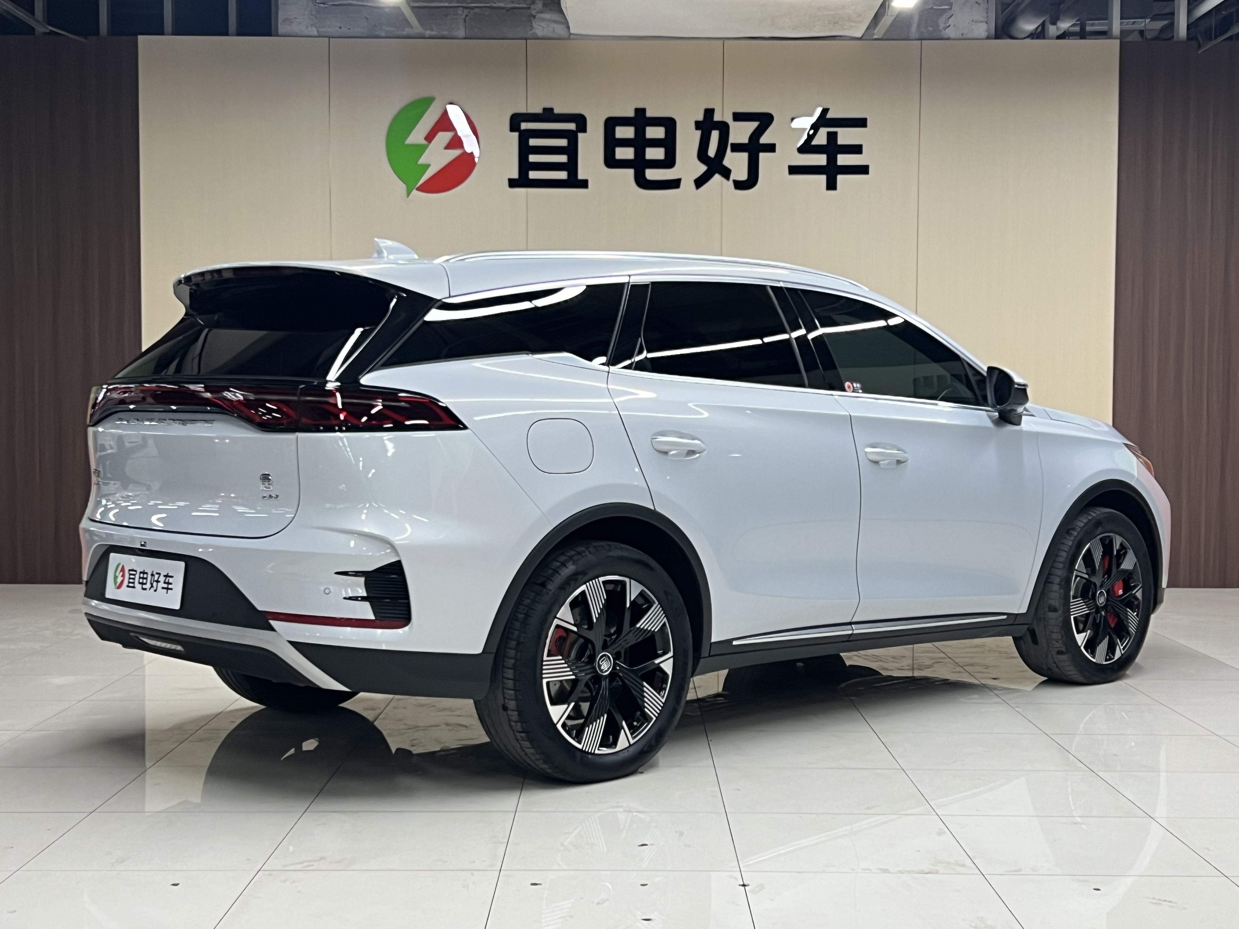 BYD Tang New Energy 2024 car image #5