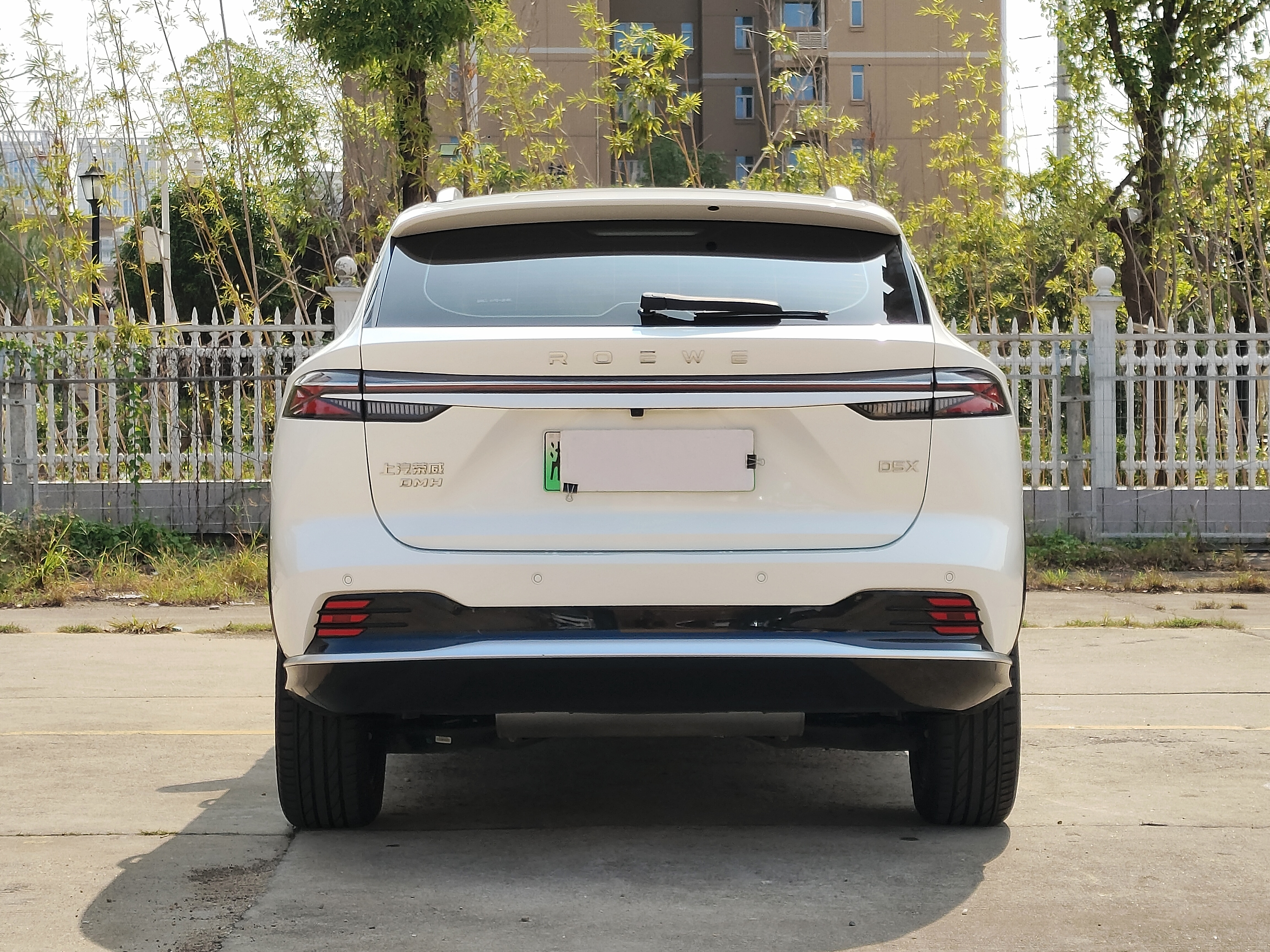 Roewe D5X DMH 2024 car image #5