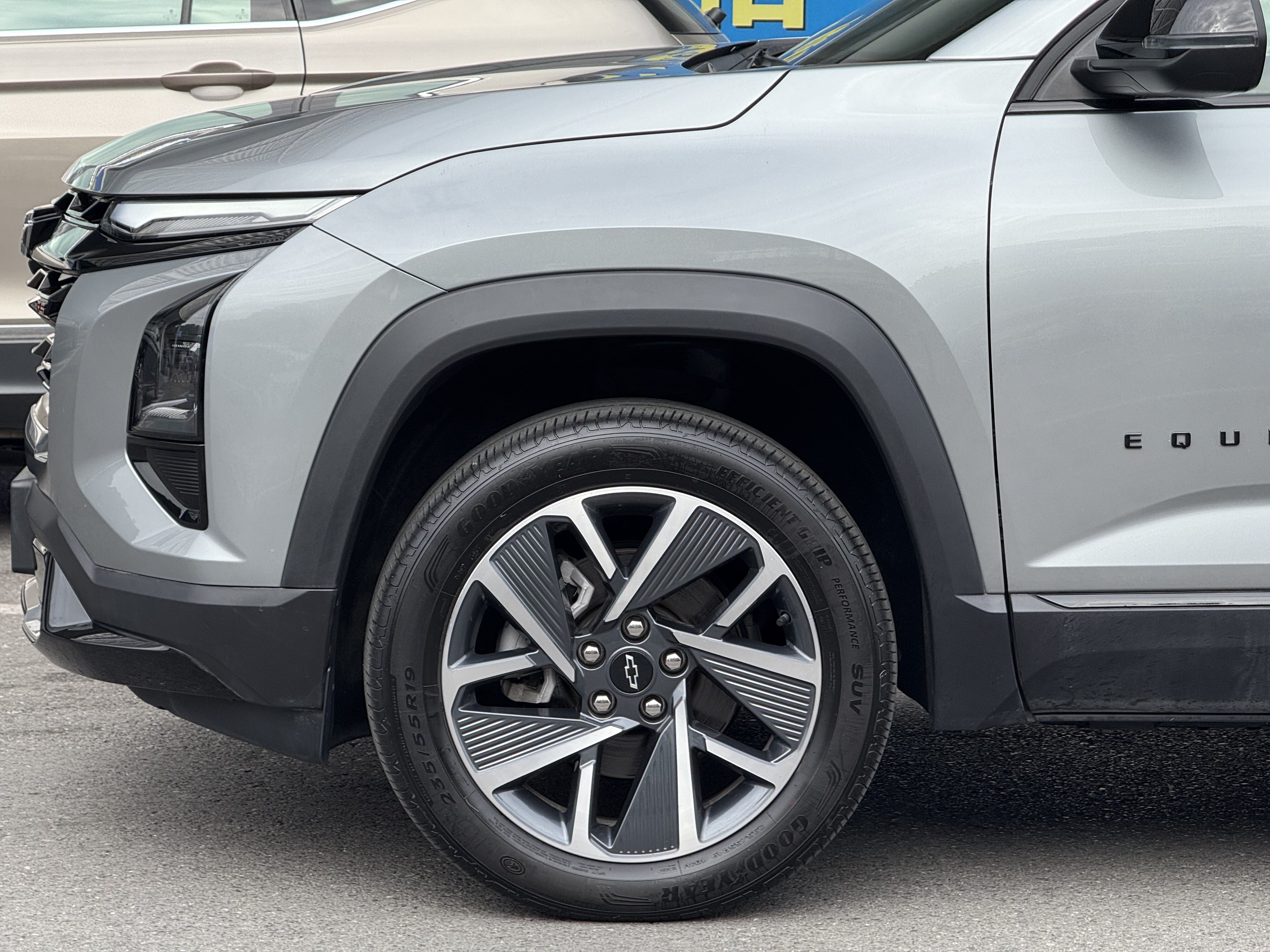 Chevrolet Equinox Plus 2026 car image #5