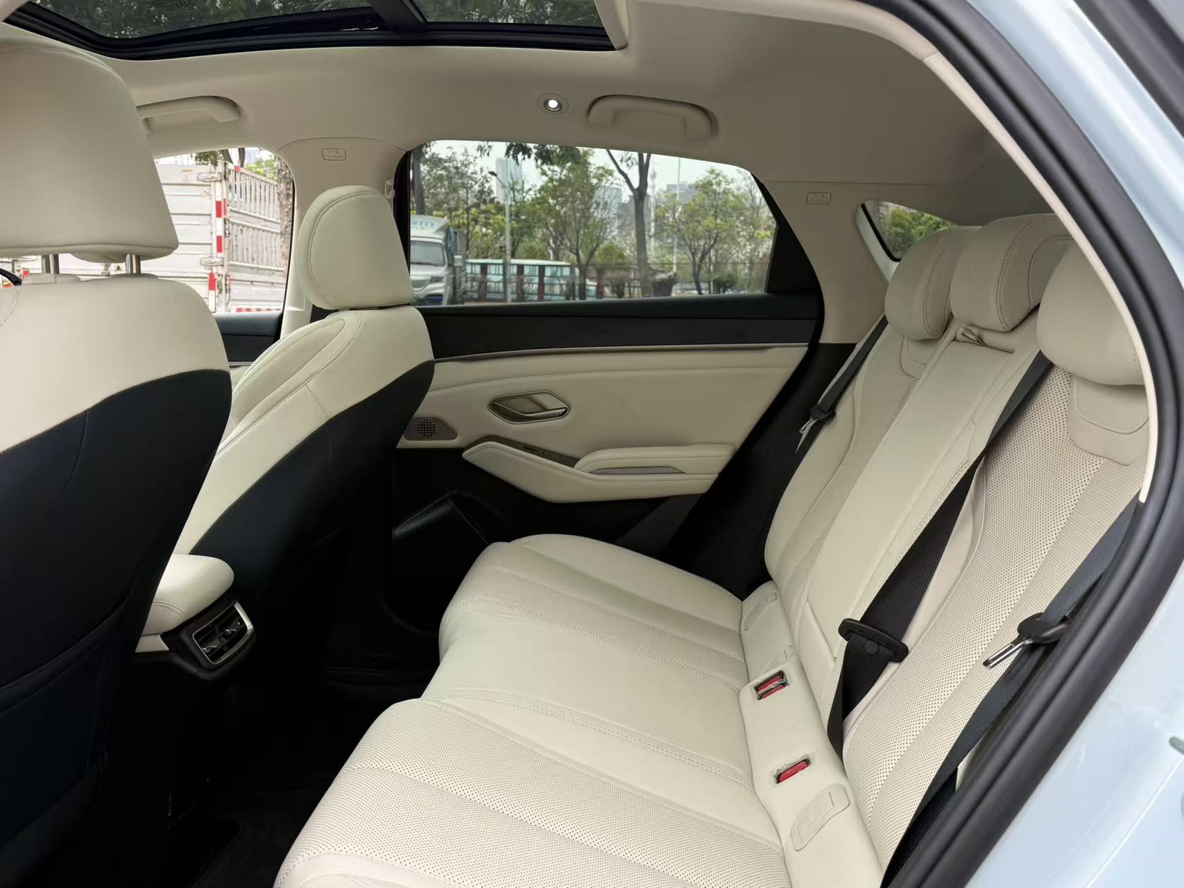 BYD Qin L 2025 car image #5