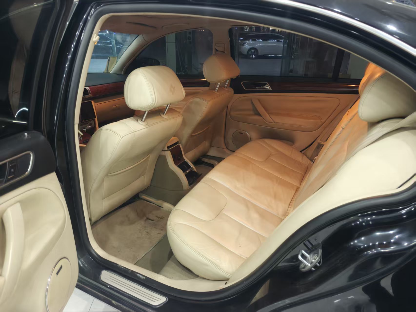 Volkswagen Passat Lingyu 2011 car image #5