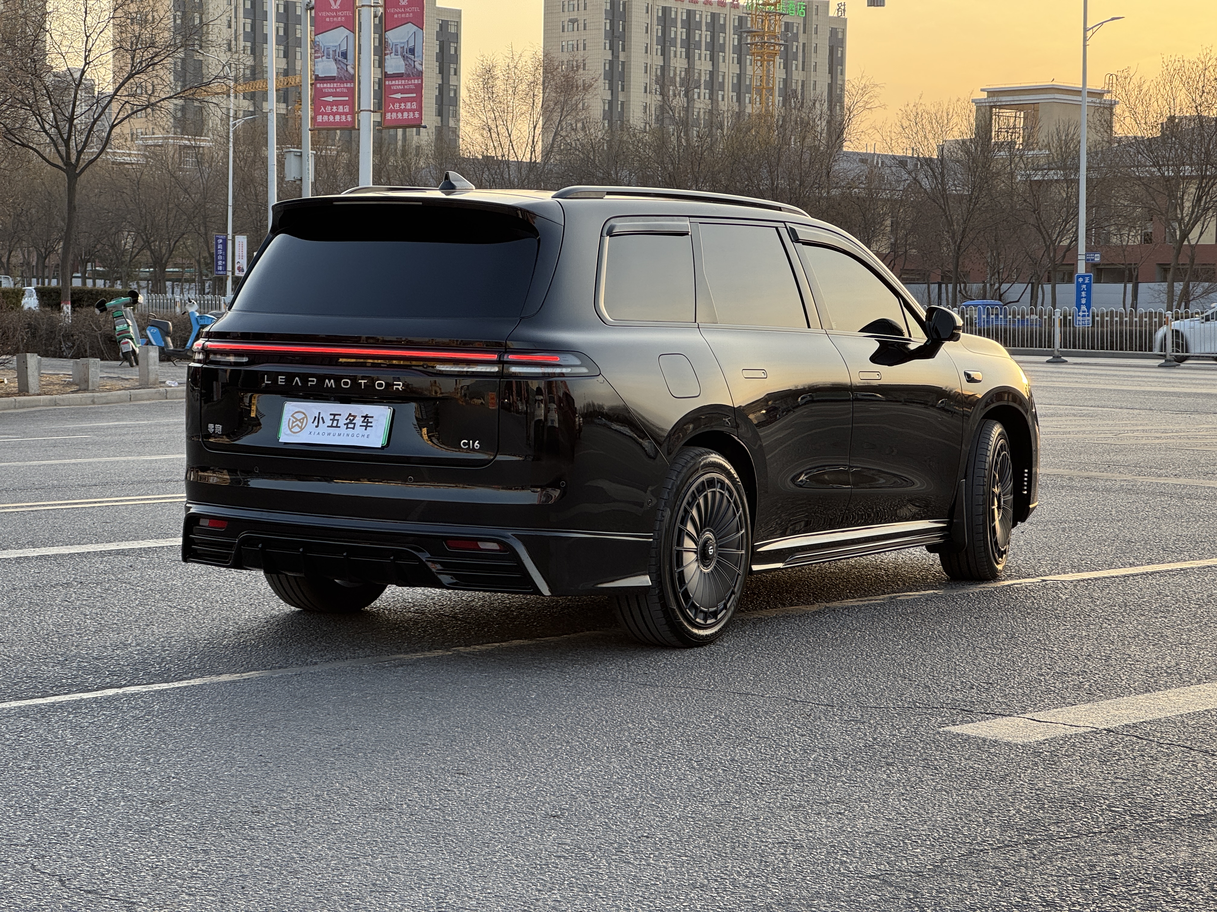 Leapmotor C16 2025 car image #5