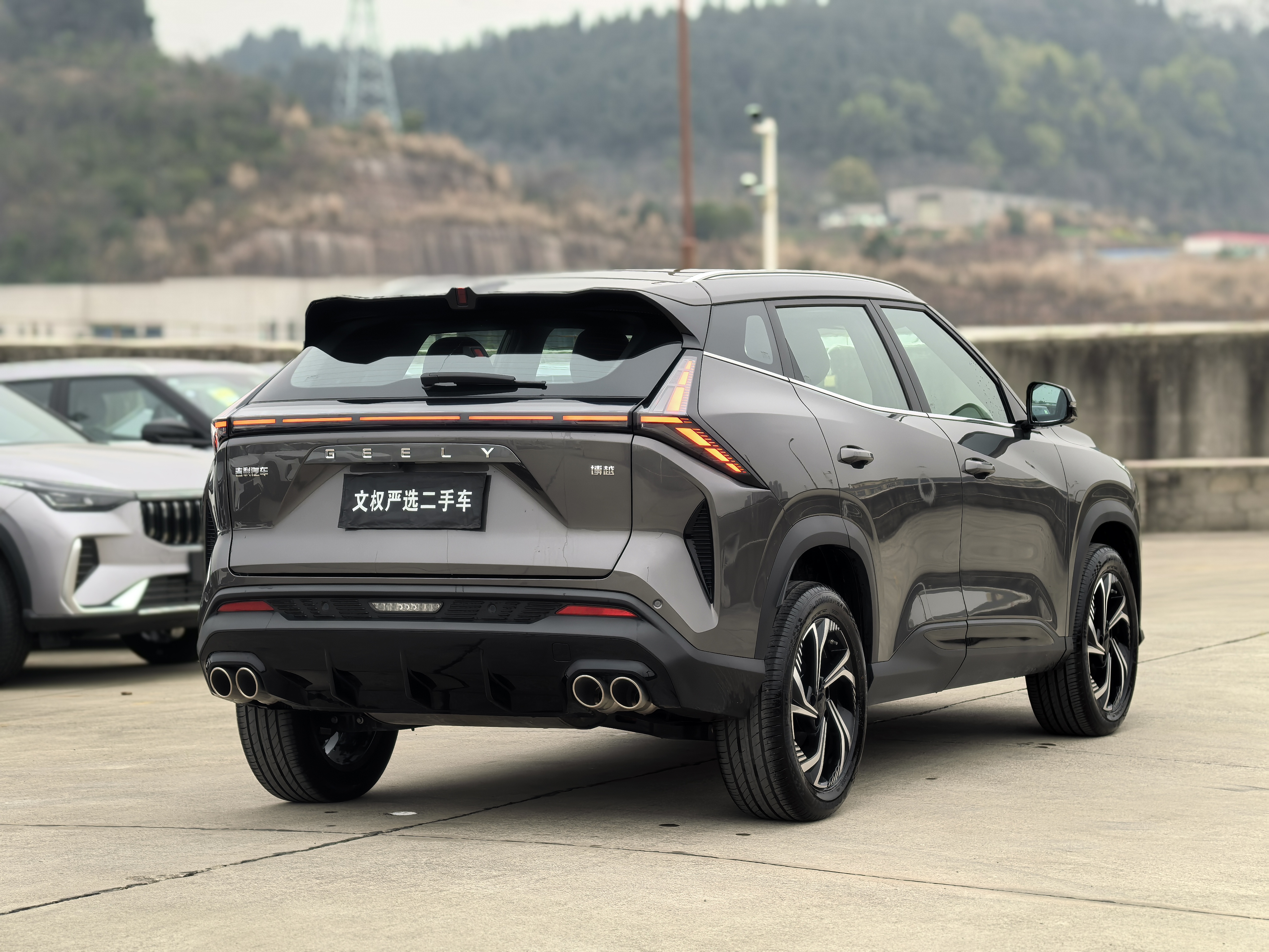 GEELY Boyue 2025 image de voiture #5