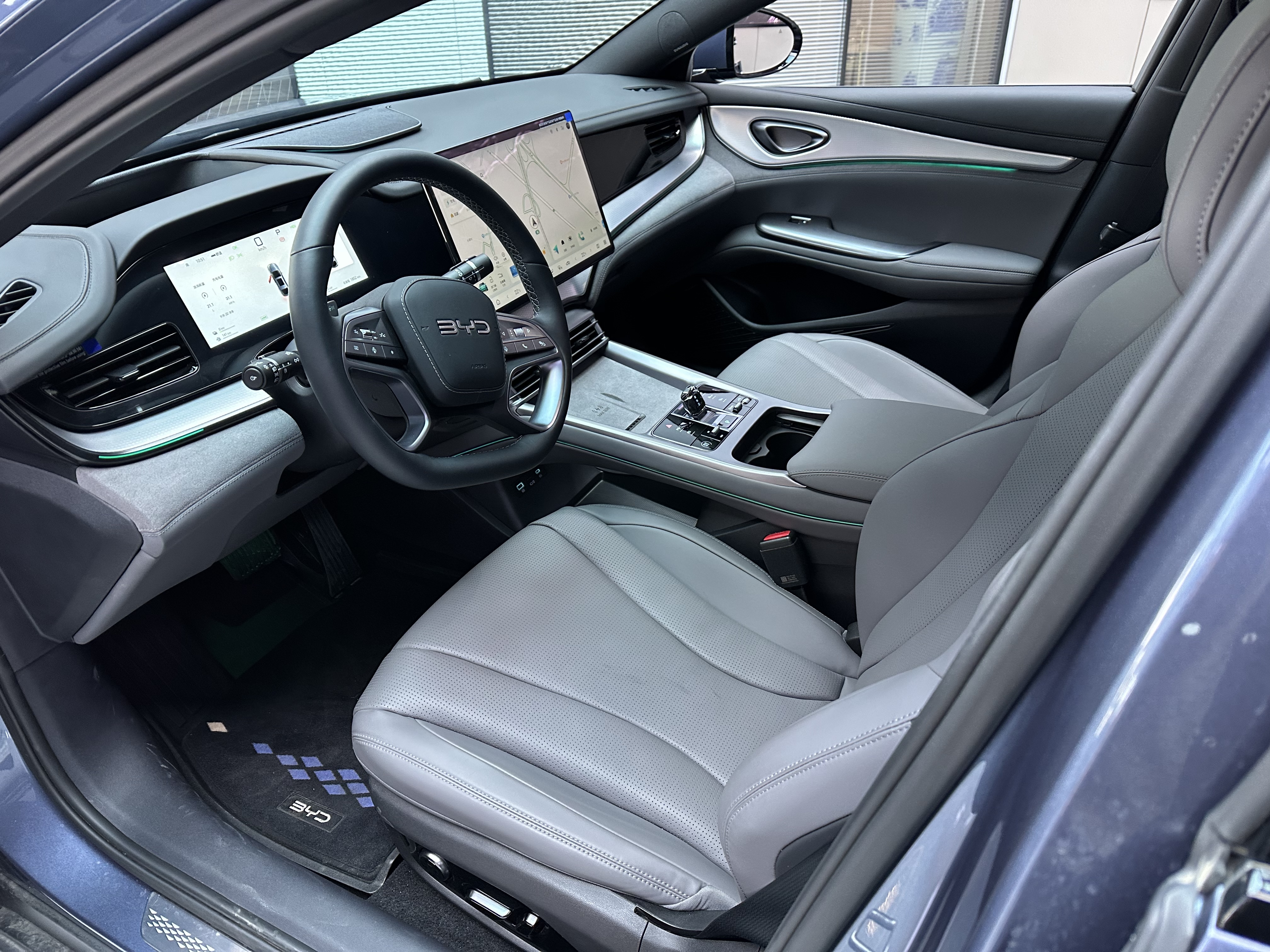 BYD Seal 07 DM-i 2025 car image #5