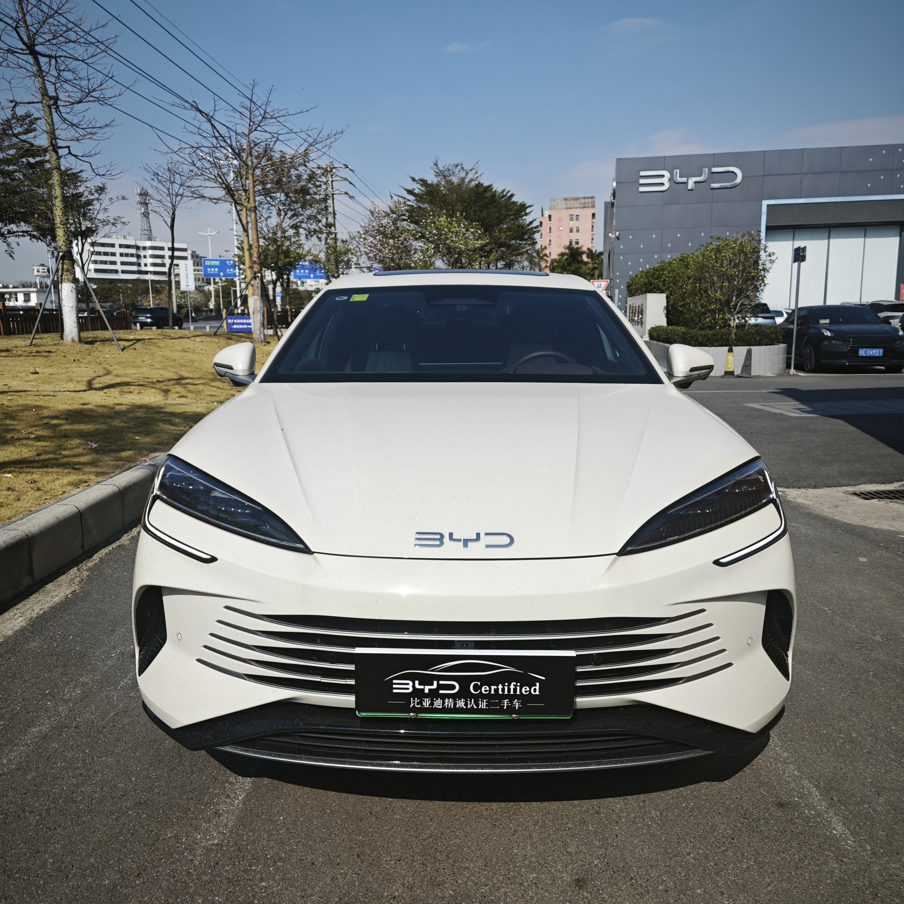 BYD Seal 07 DM-i 2025 صورة سيارة #5