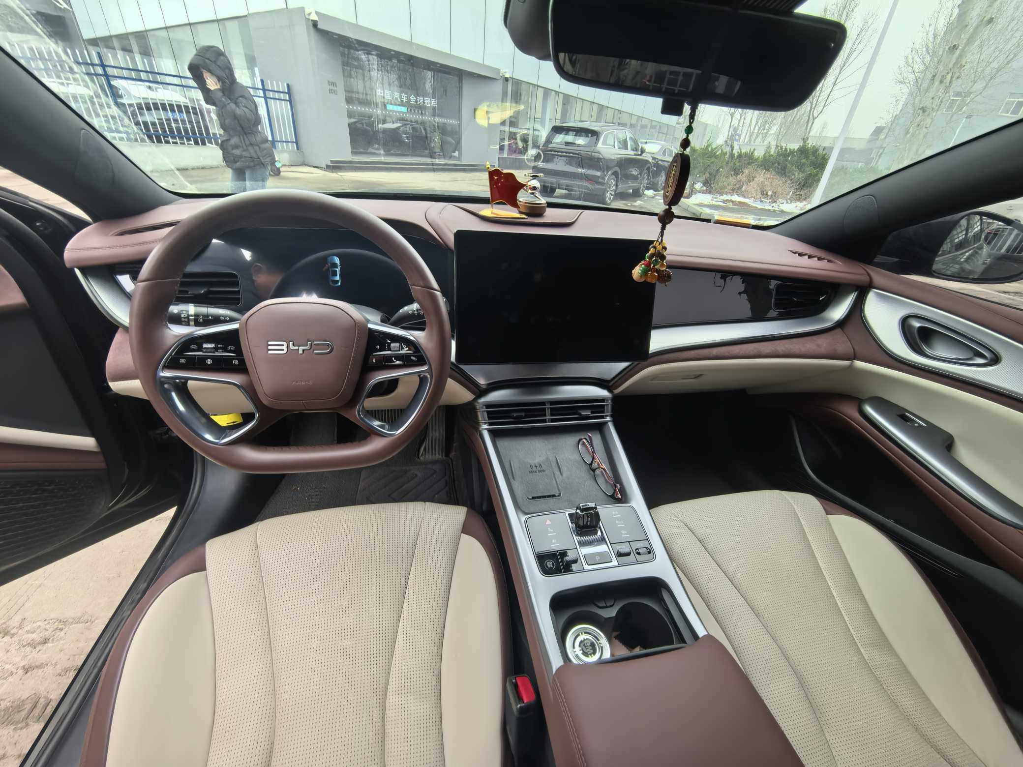 BYD Seal 07 DM-i 2024 صورة سيارة #5