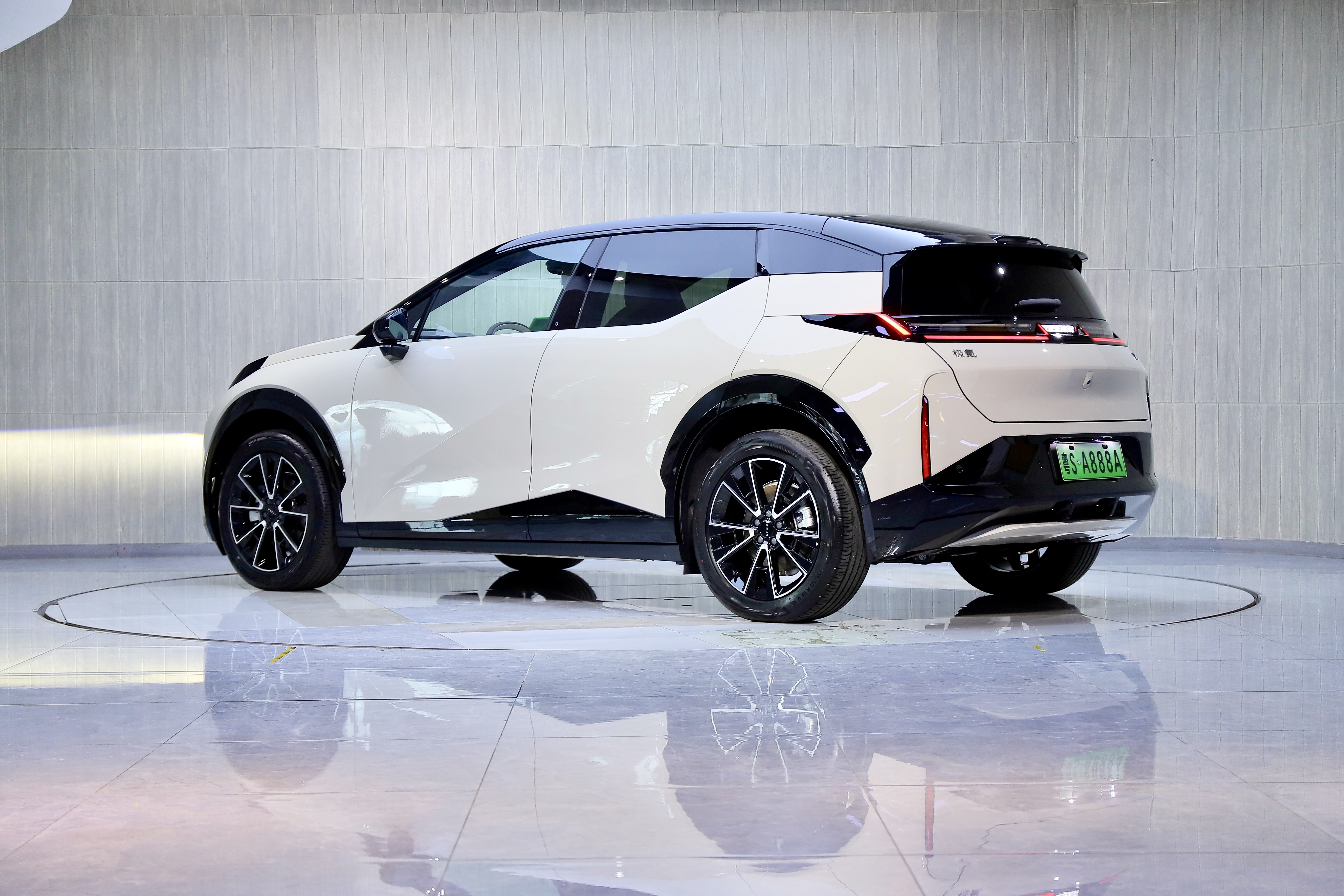 极氪 极氪X 2024 汽车图片 #5