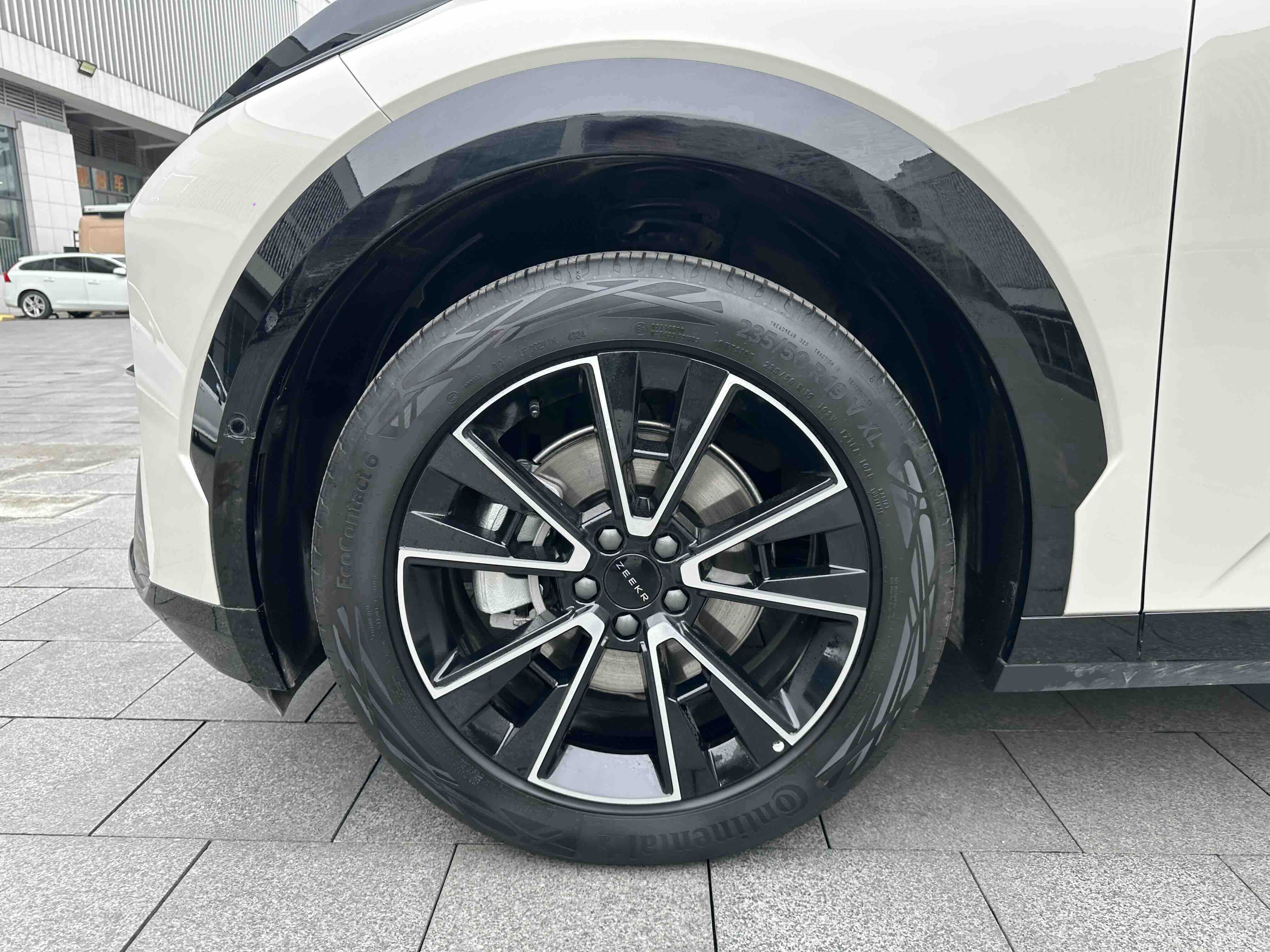 Zeekr X 2024 car image #5