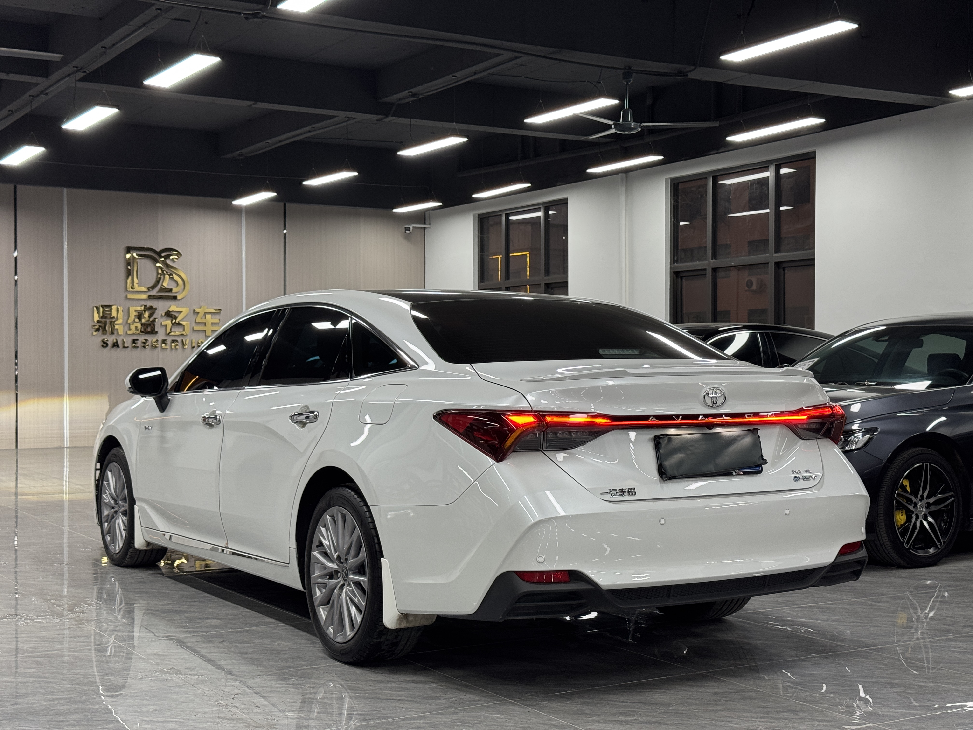 Toyota Avalon 2024 immagine di auto #5