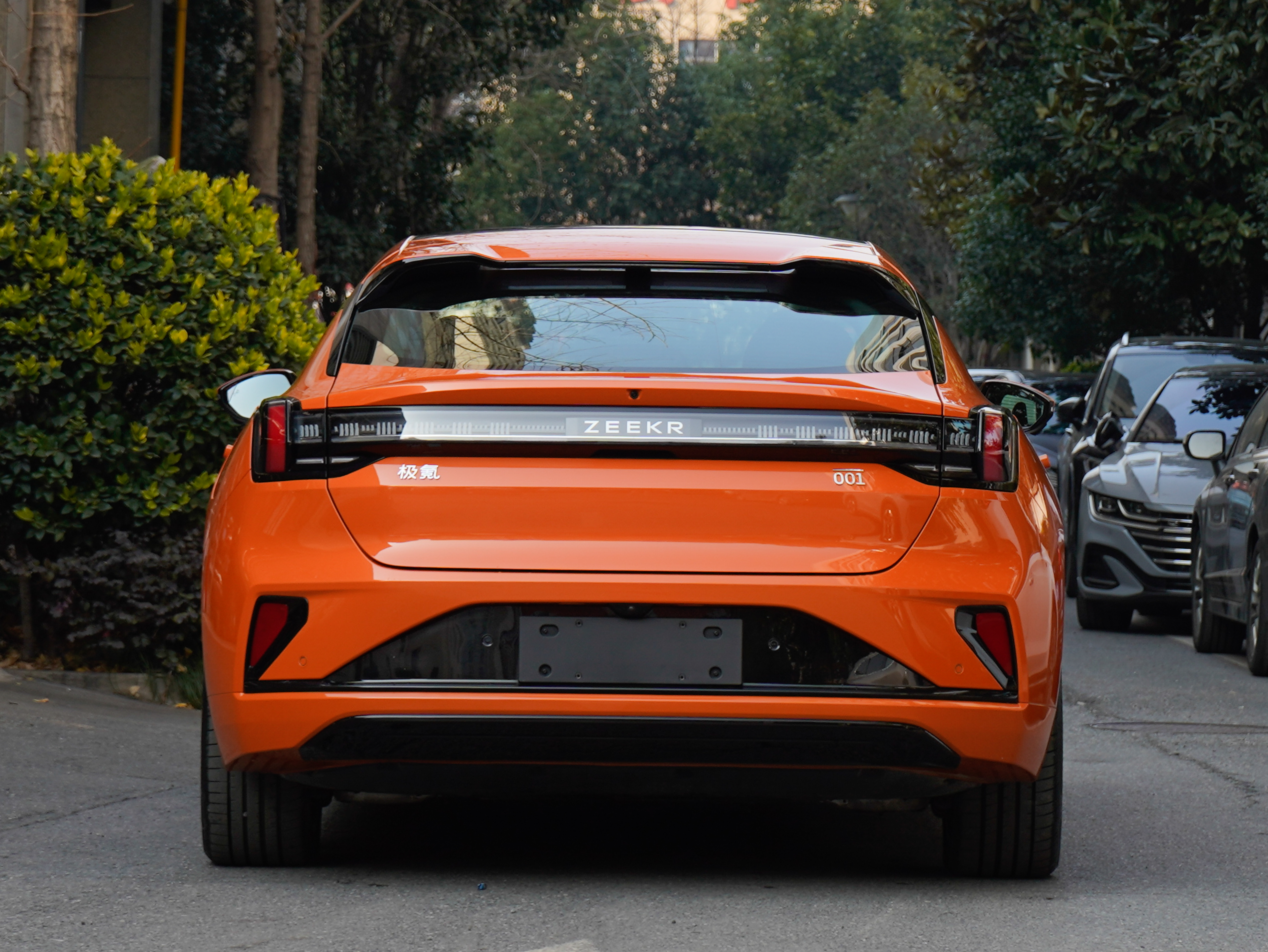 Zeekr 001 2024 immagine di auto #5