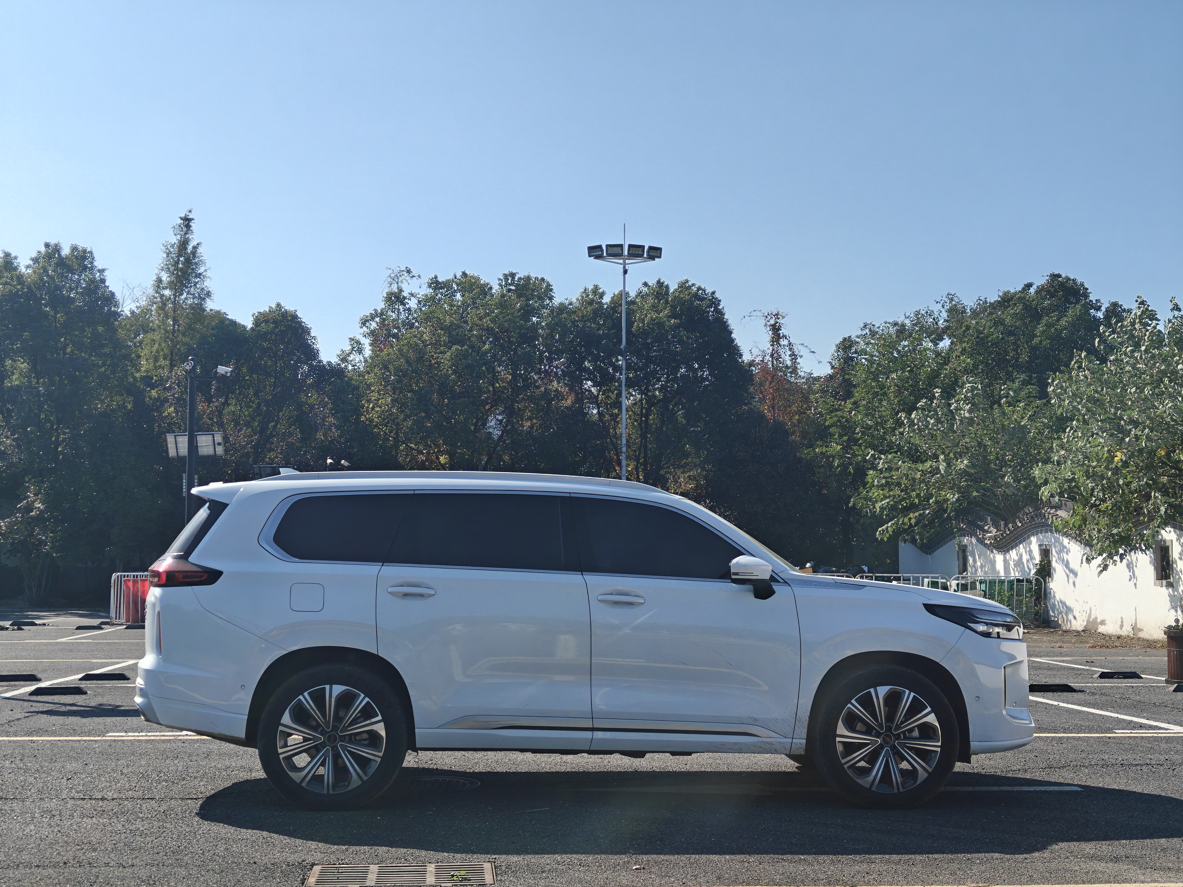 Exceed Lanyue C-DM 2024 car image #5