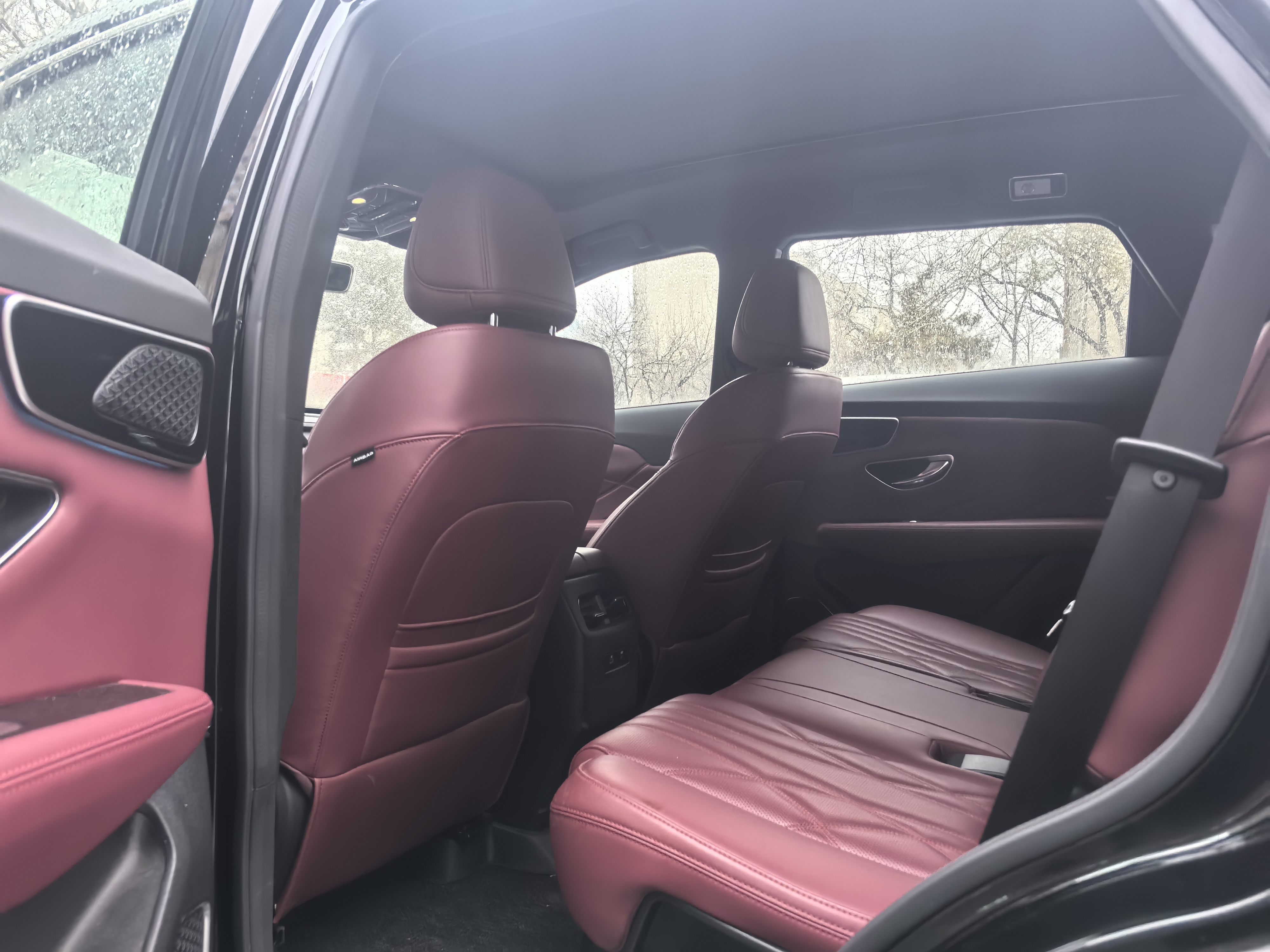 X70 PLUS 2024 car image #5