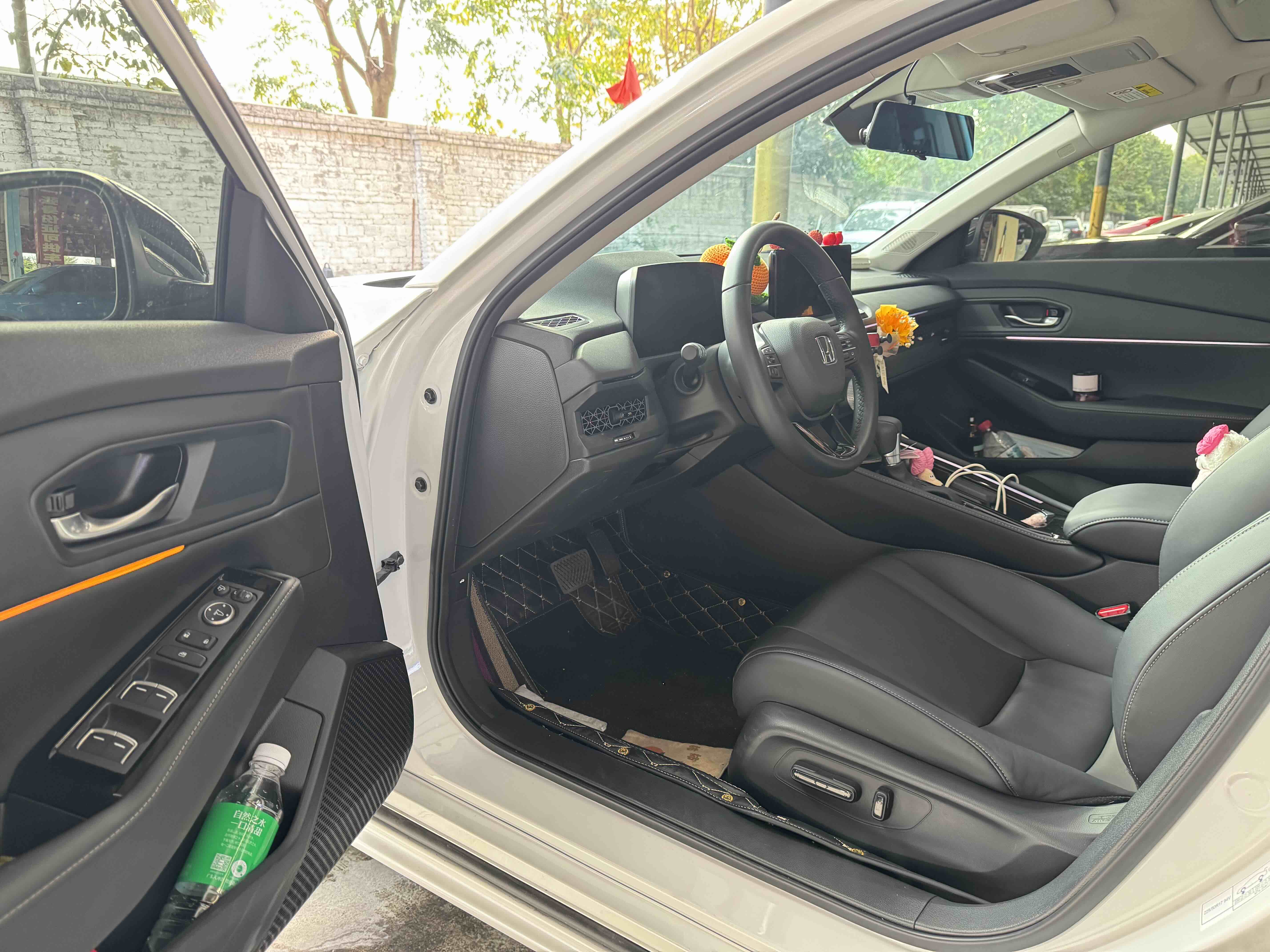 Honda Accord 2025 car image #5