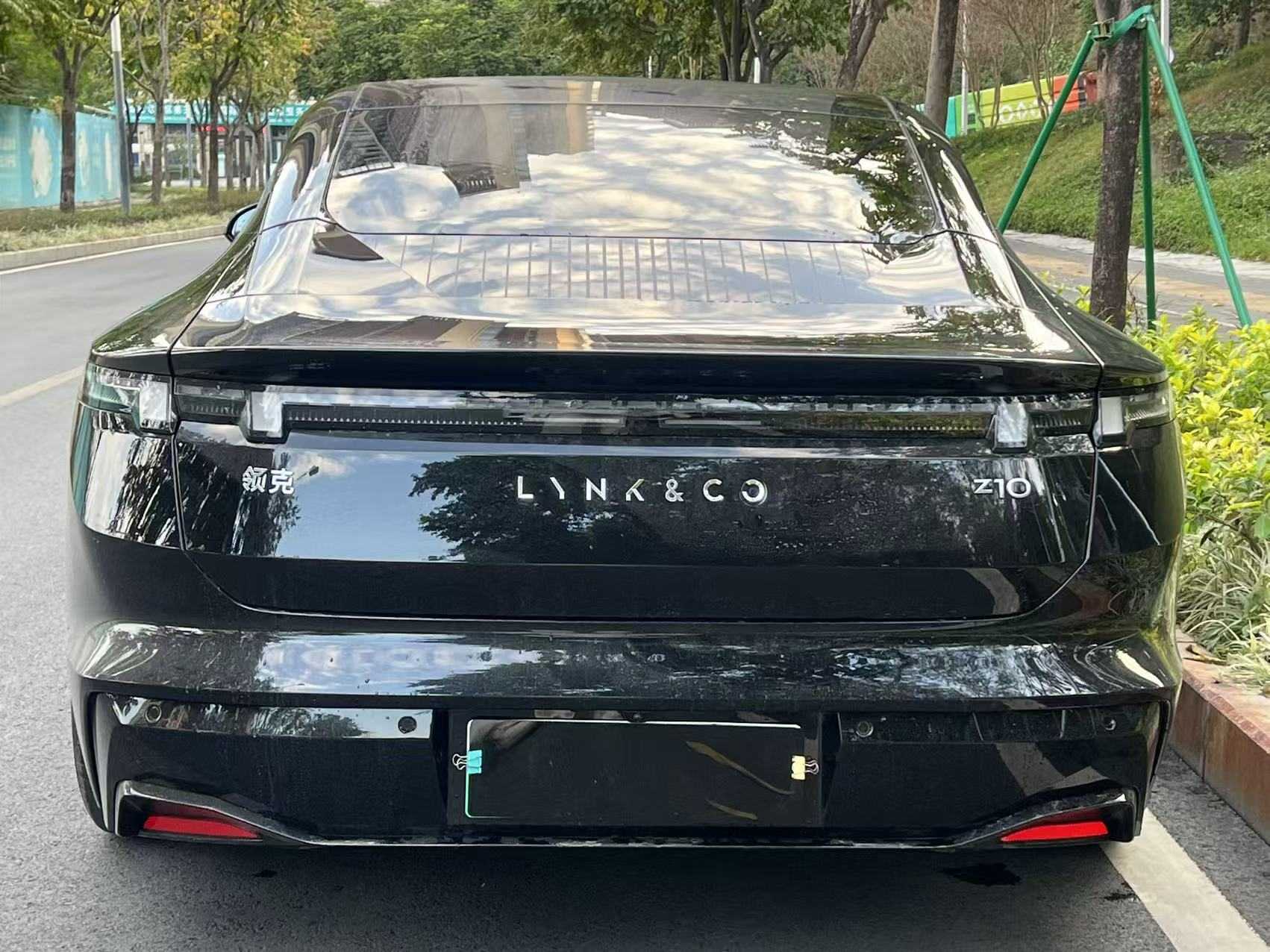 Lynk & Co Z10 2024 car image #5